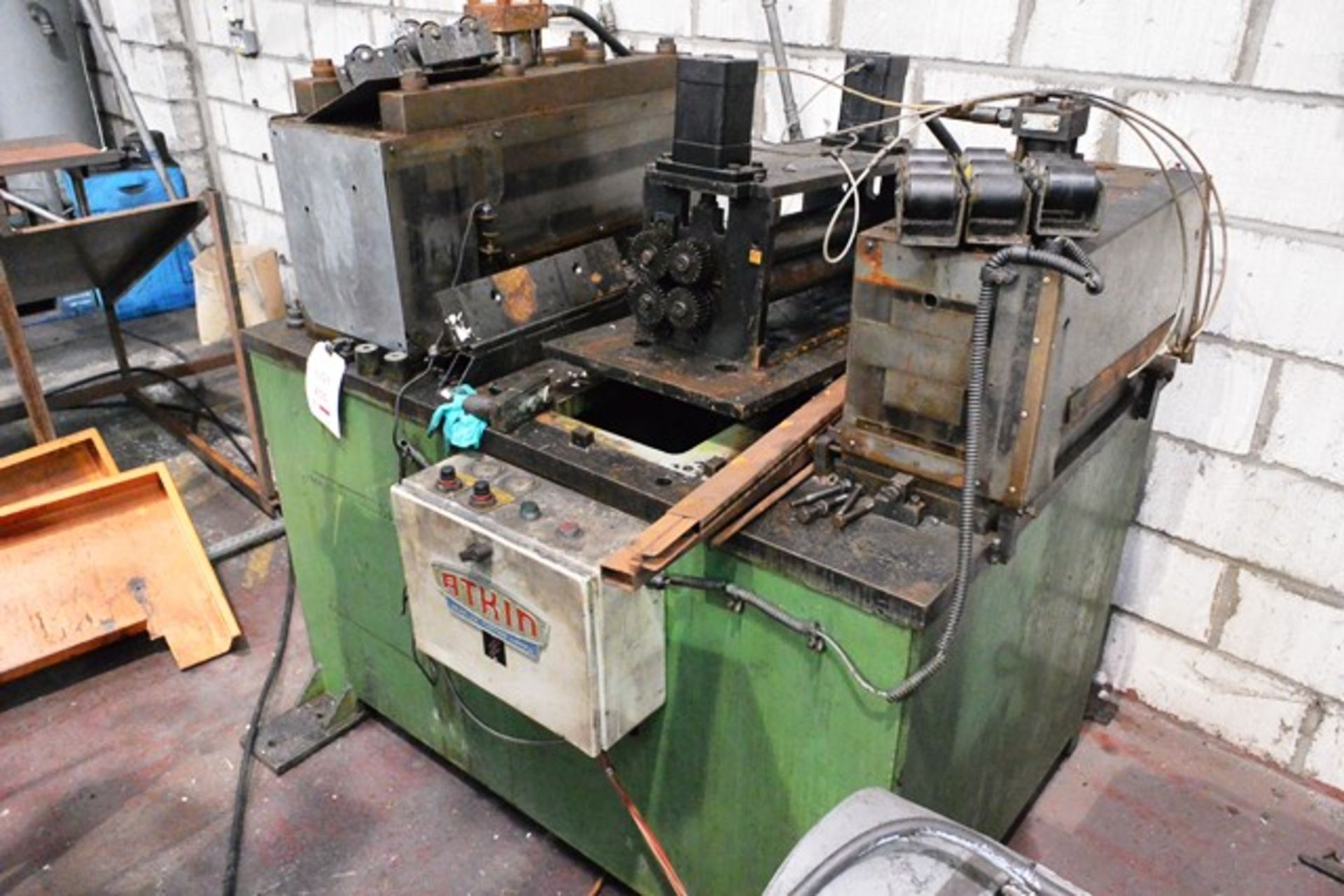 Atkin double headed roll feed, serial no: W4822D, max width capacity 500mm (working condition - Bild 2 aus 3