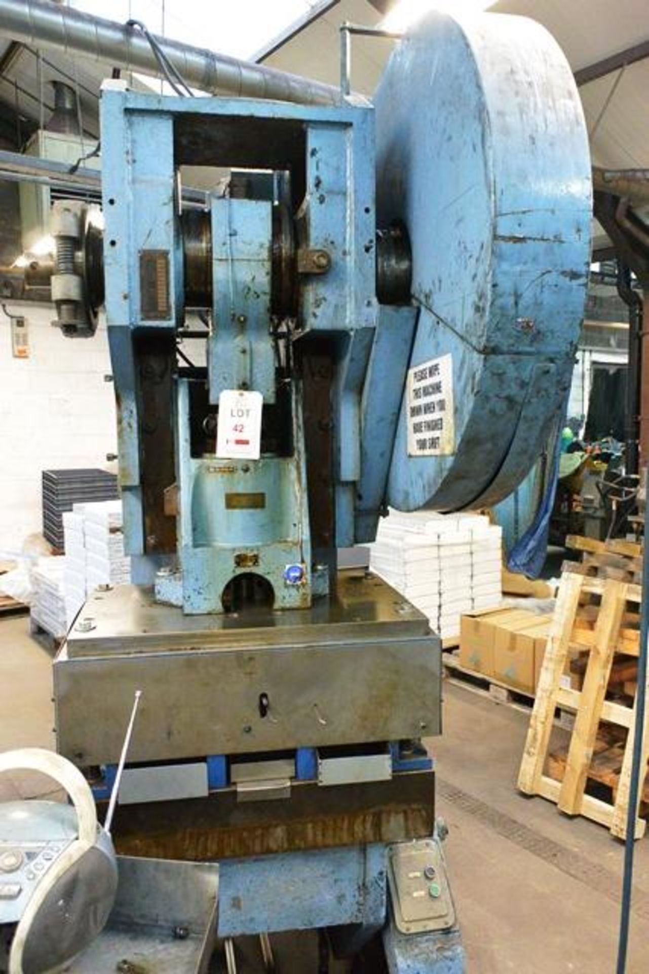 Rhodes 75 ton mechanical inclinable adjustable stroke power press, model RF75, serial no: 16153... - Image 2 of 3