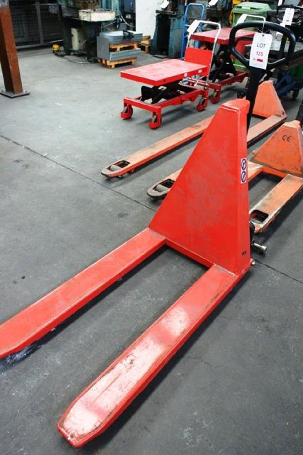 Pallet truck 1500kg capacity