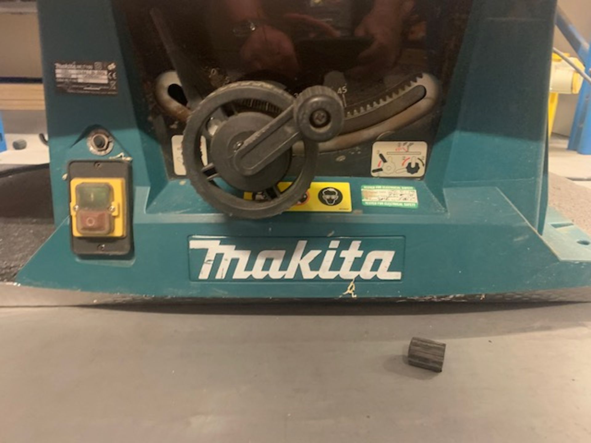 Makita MLT100 Table saw 110v - Image 2 of 3