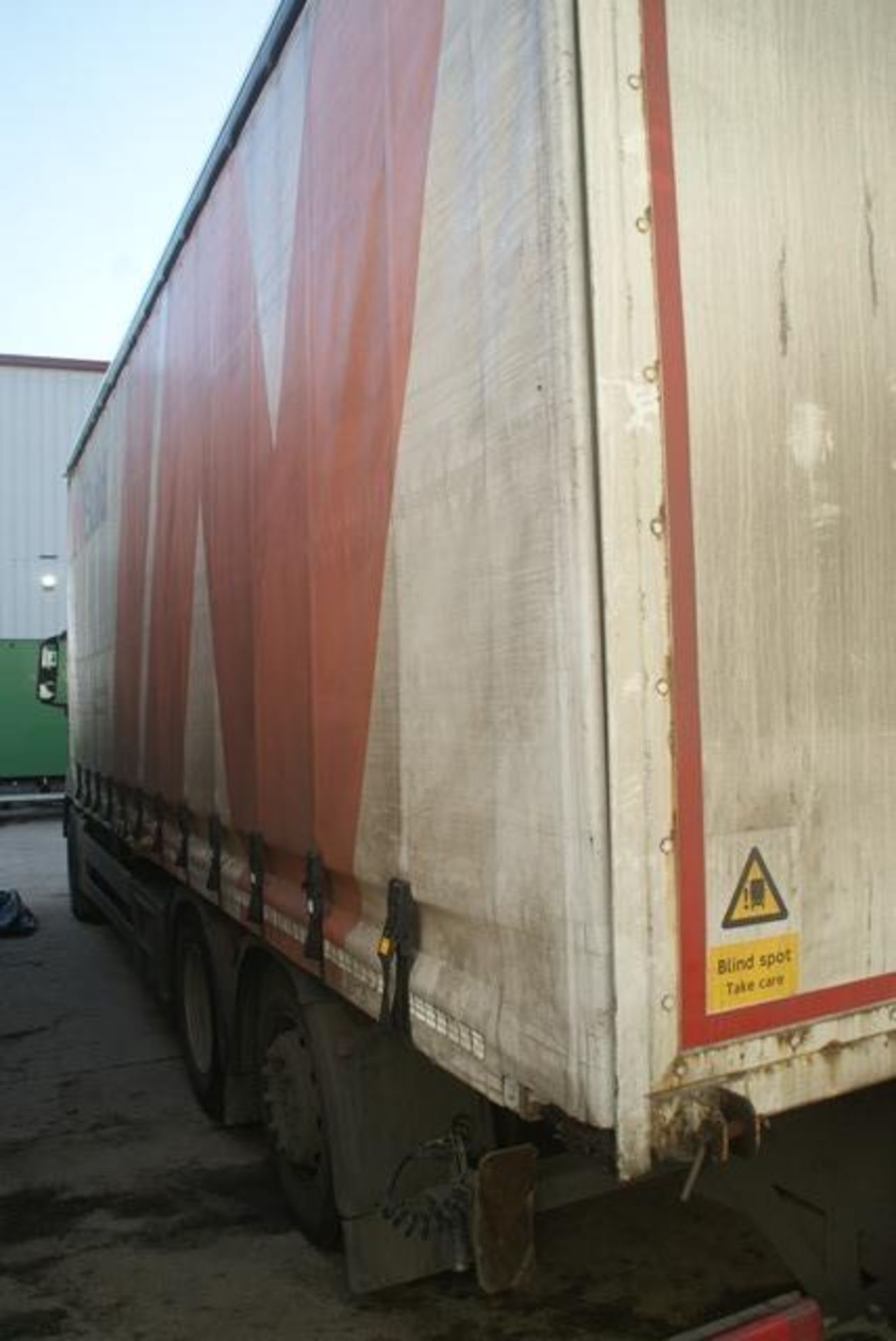 Man 3 axle rigid body curtain sided HGV TGS 26.320 10518cc, c/w rear mounted Moffett attachment. DOR - Image 5 of 22