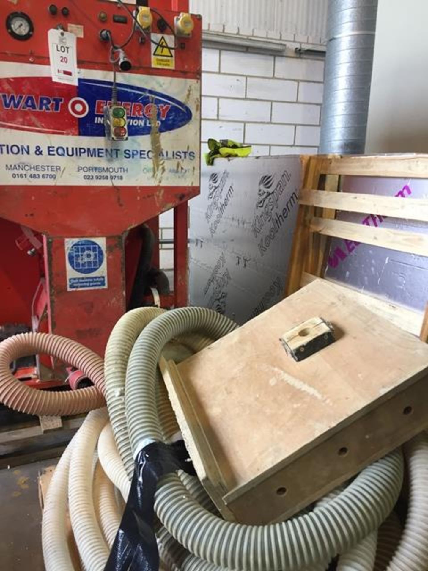 Stewart Energy Insulation Ltd Cavity wall fibre insulation pump model FM1000MKS s/n unknown, - Image 2 of 4