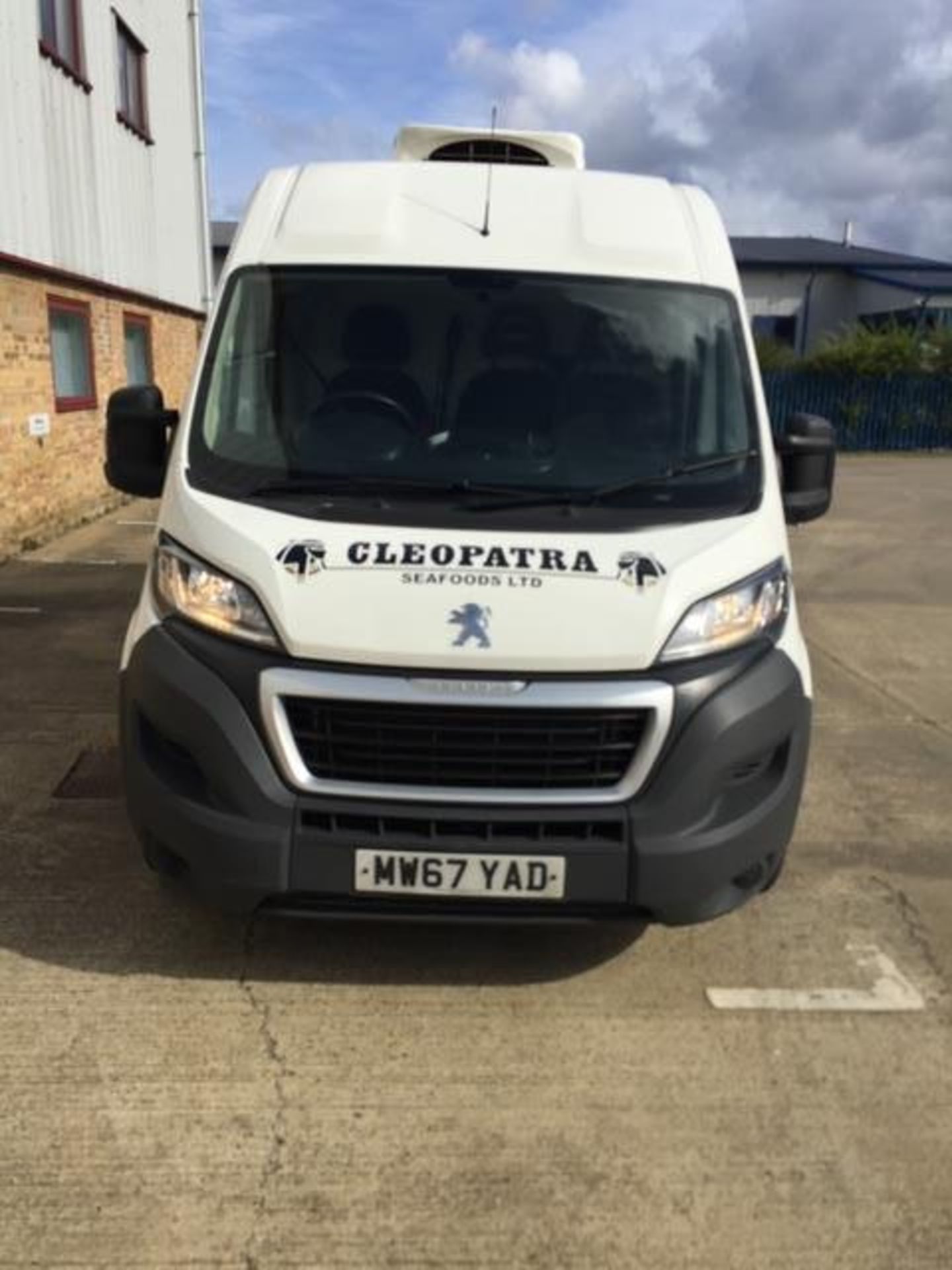 Peugeot Boxer 335 Van L2H2 Refrigerated Van Euro 6, Reg Number MW67 YAD, D.O.R 1.2.2018 - miles - Image 2 of 6