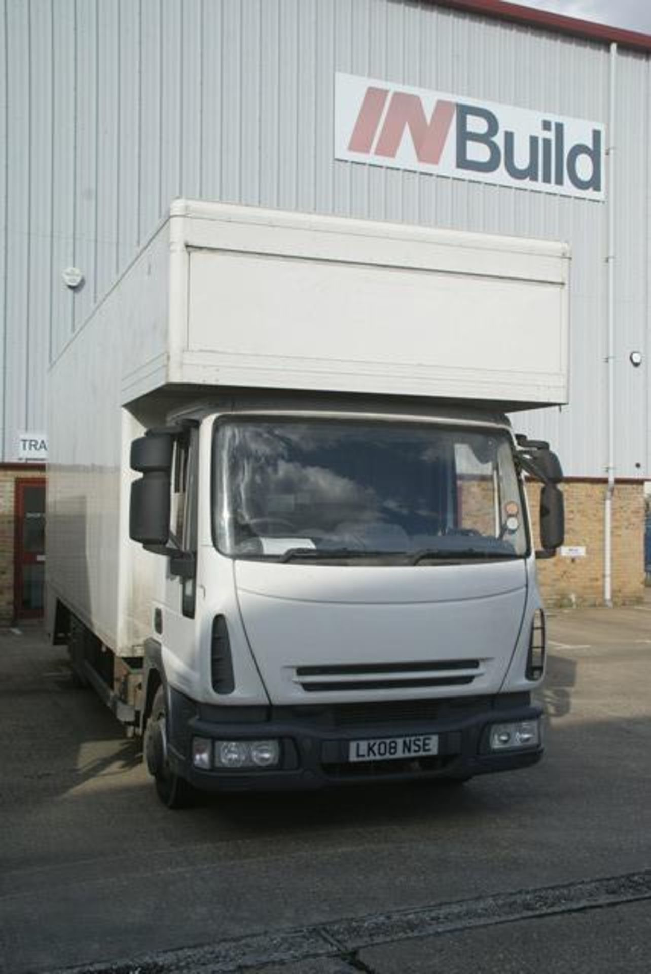 Iveco Euro 5 2 axle rigid body box van 3920cc, DOR 1/8/2008, MOT exp 30/11/20, Reg No LK08NSE, 99,