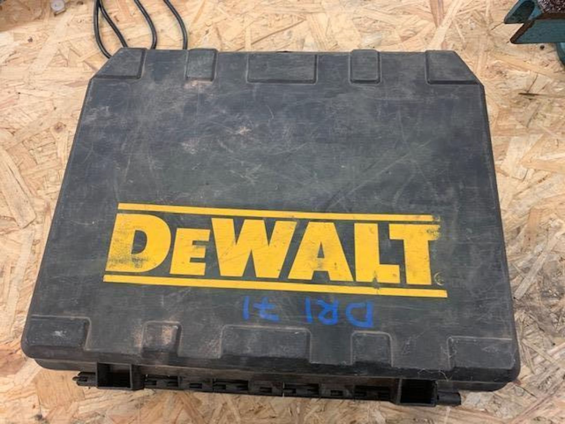 Dewalt DZ1570 LX 110v drill c/w case - Image 2 of 2