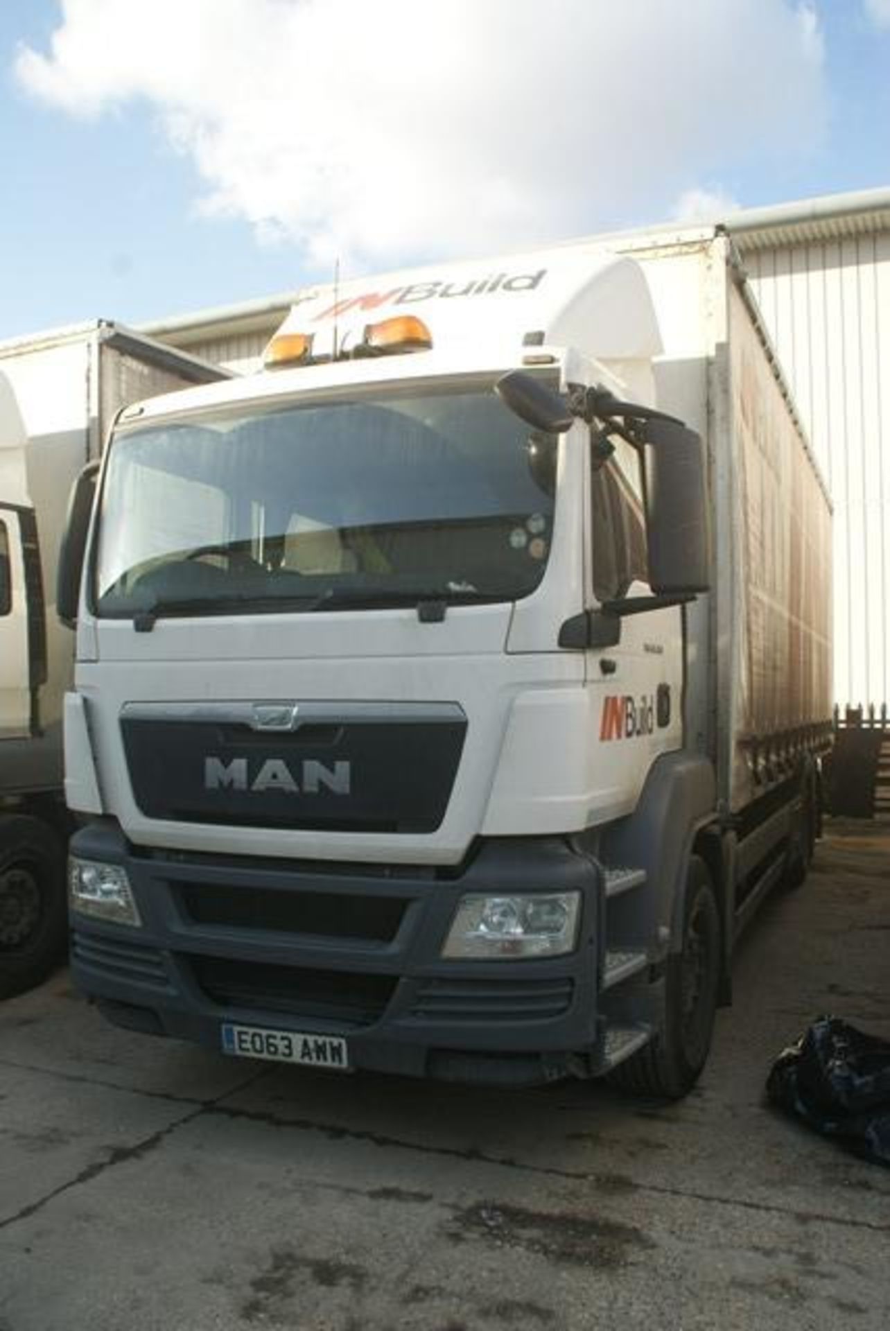 Man 3 axle rigid body curtain sided HGV TGS 26.320 10518cc, c/w rear mounted Moffett attachment. DOR - Image 3 of 22