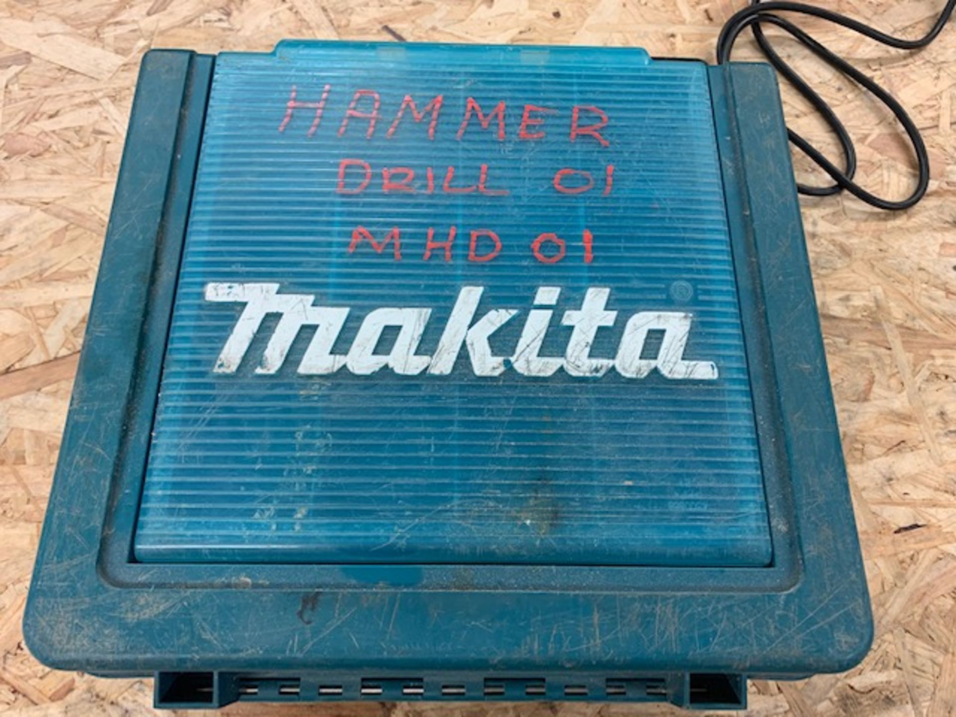 Makita HP1631 hammer drill 110v c/w case - Image 2 of 2