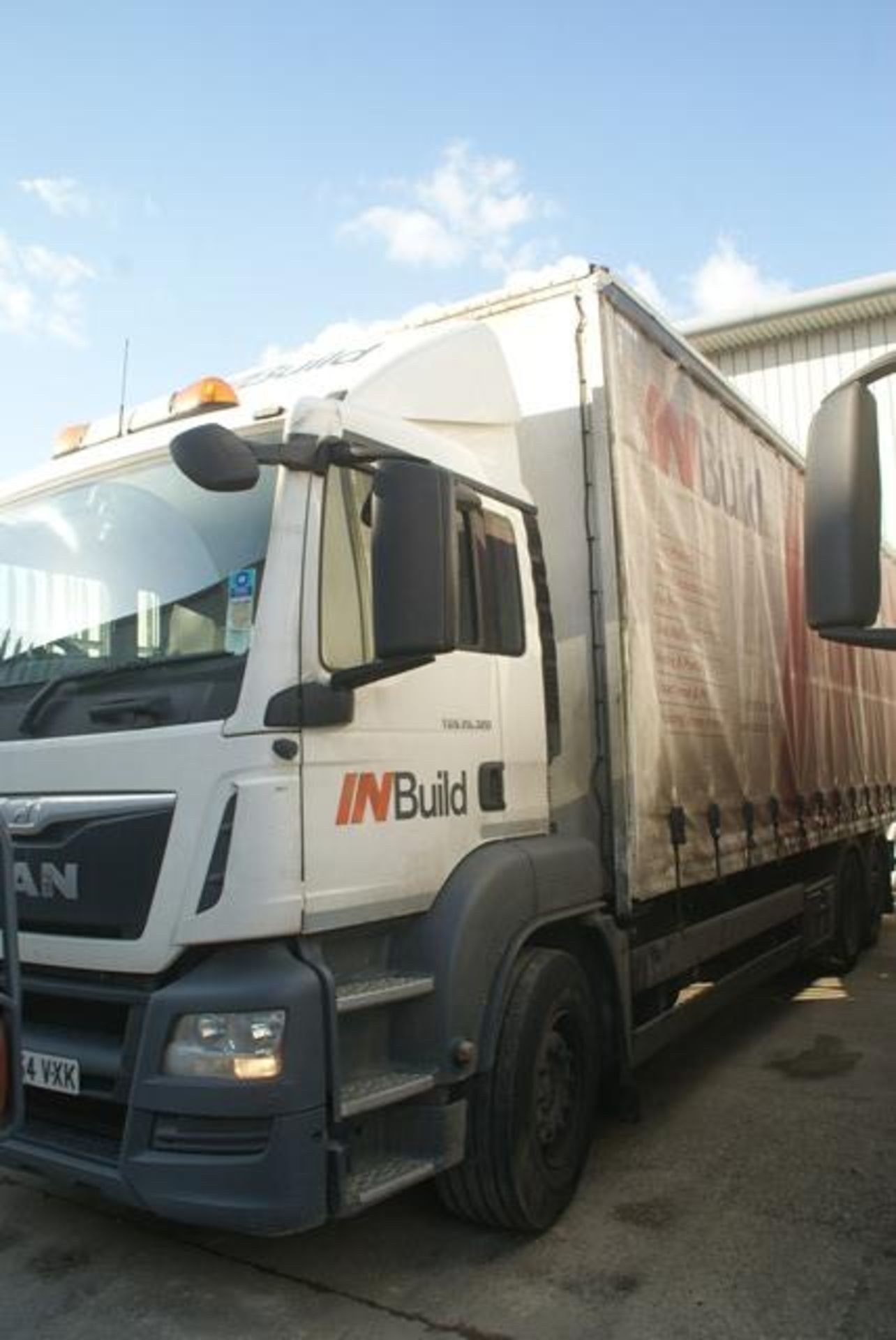 Man 3 axle rigid body curtain sided HGV TGS 26.320, 10518cc, c/w rear mounted Moffett attachment. - Image 3 of 11