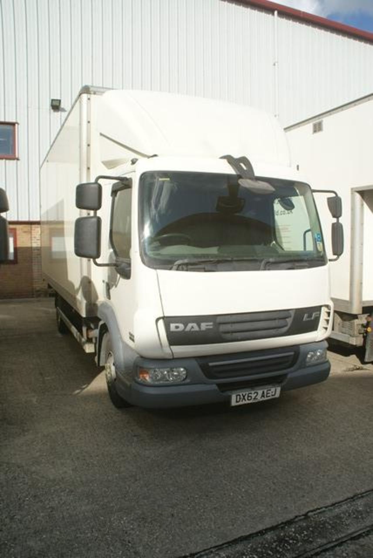 DAF FA LF45160.08V 2 axle rigid body box van HGV 4461cc, DOR 09/01/2012 MOT exp 31/10/20, Reg No - Image 2 of 4