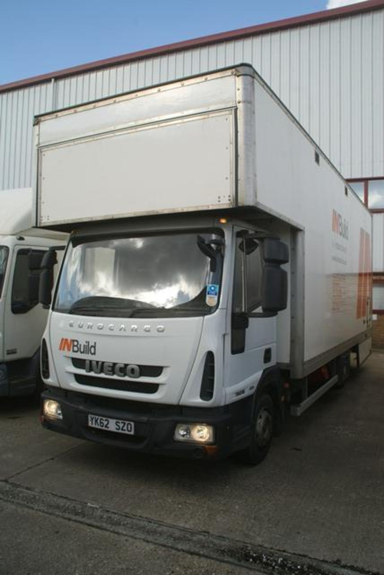 Iveco 75E 13 2 axle 7500kg rigid body box van 3920cc , DOR 03/09/12 MOT exp 30/6/20, Reg No YK62 SZO - Image 2 of 6