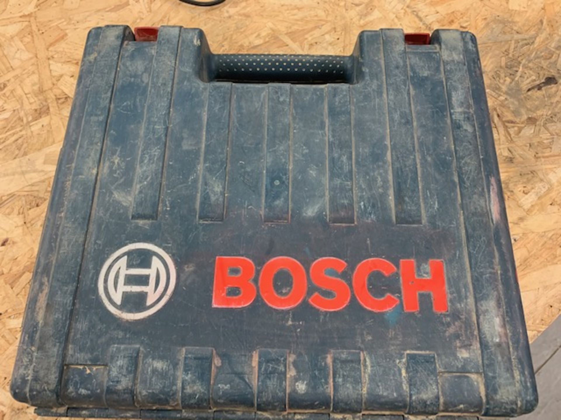 Bosch GBH2-18RE professional 110v SDS drill c/w case - Image 2 of 2