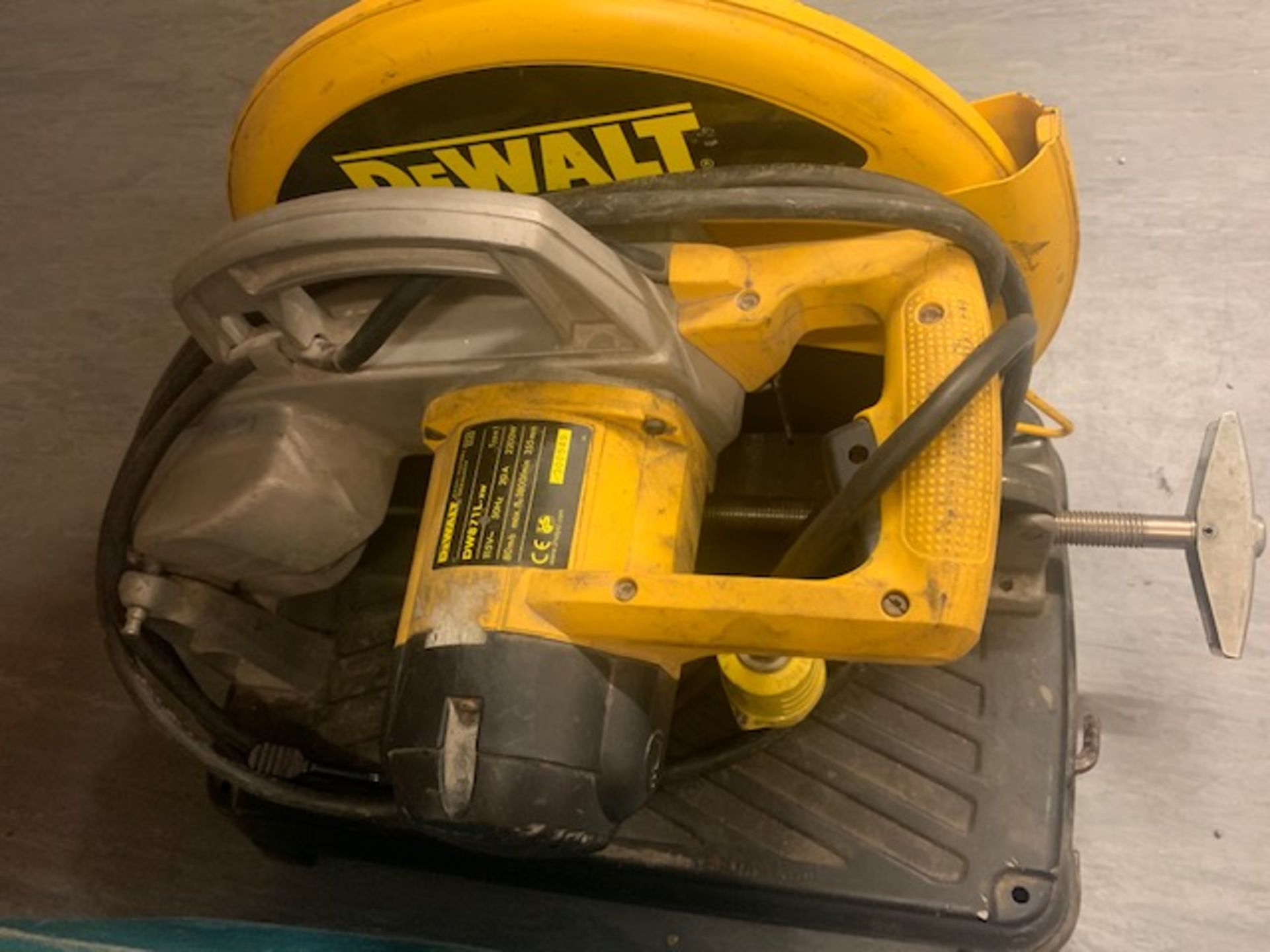 Dewalt DW8712-xw pull chain saw 110v s/n 300549 - Image 2 of 3