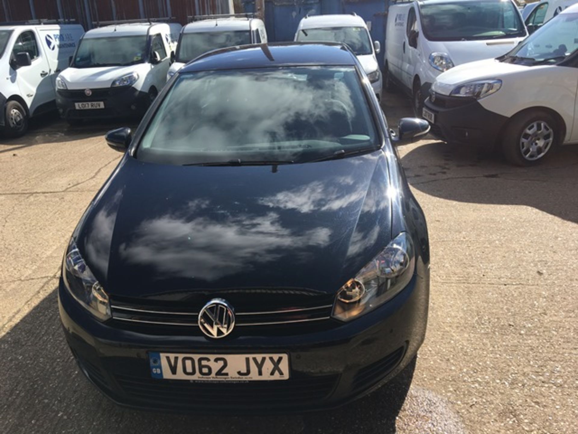 Volkswagen Golf Match Comfort 2.0 TDI, diesel 5-door hatchback car, Registration No. VO62 JYX,... - Image 2 of 31