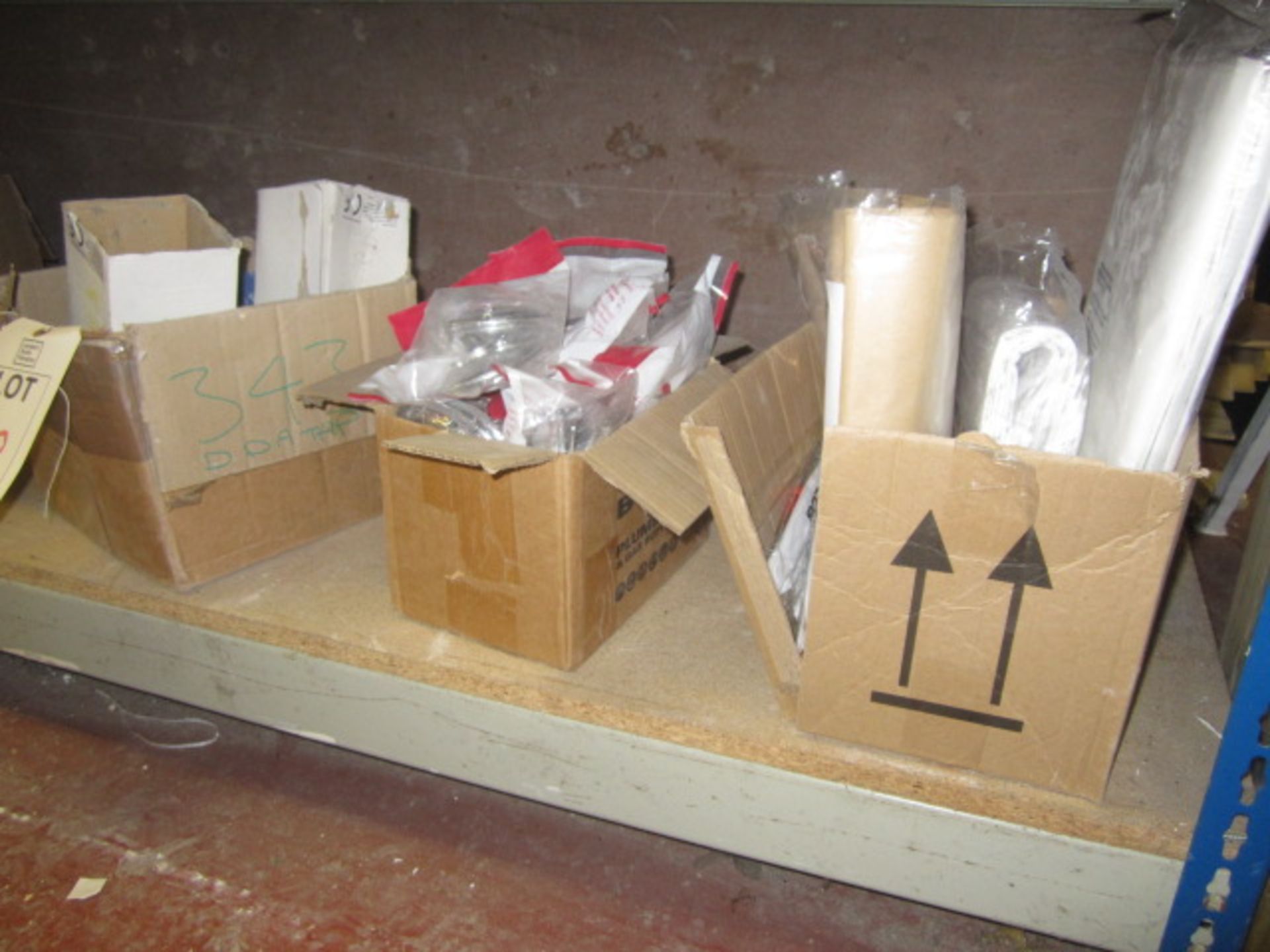 Quantity of assorted consumable stock including door fittings and fixtures, screws, through bolts, - Image 9 of 10