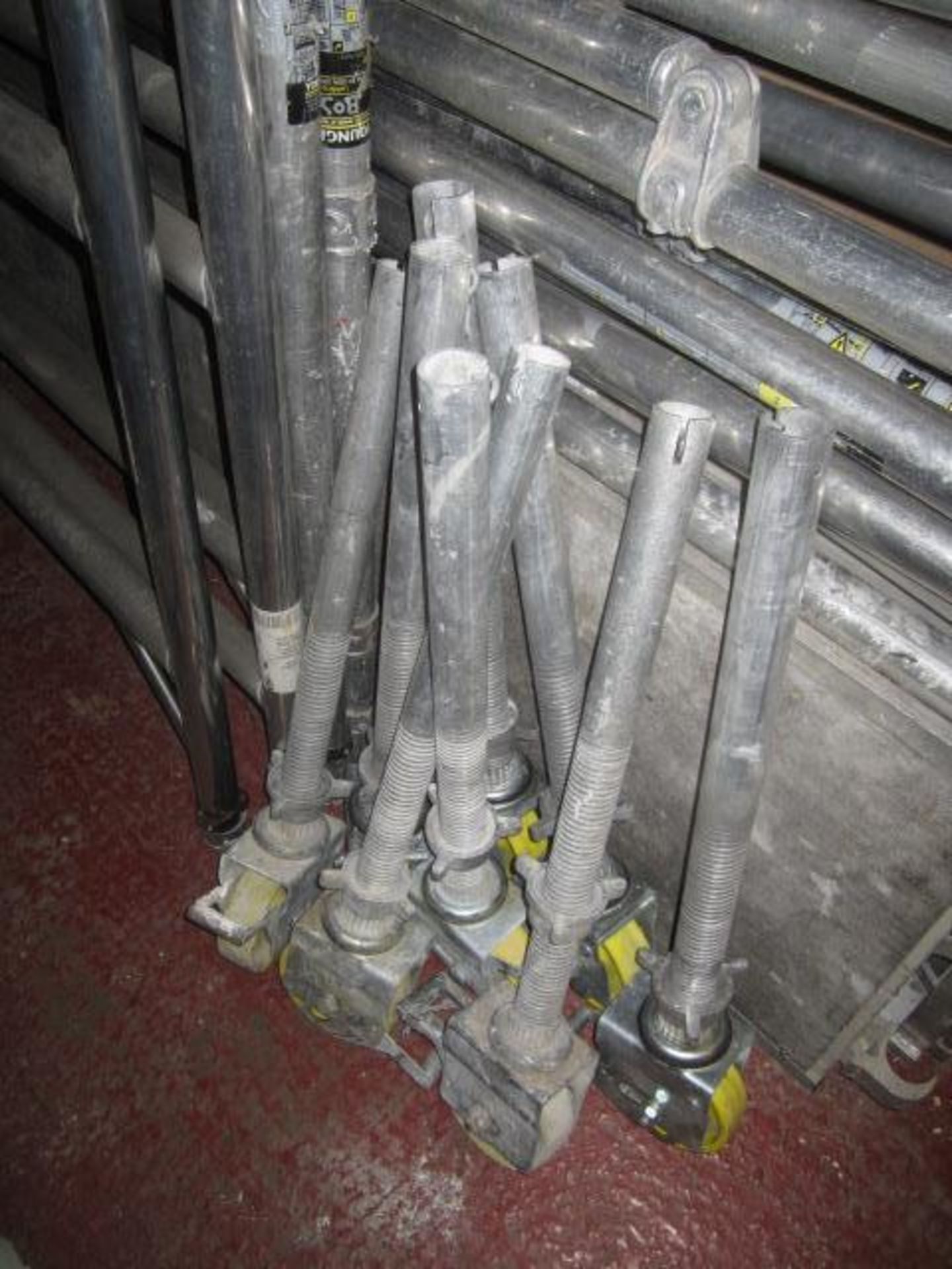 Assorted part complete tower scaffolding including 3 x platforms, 4 x uprights sections, 8 x wheels, - Image 4 of 5