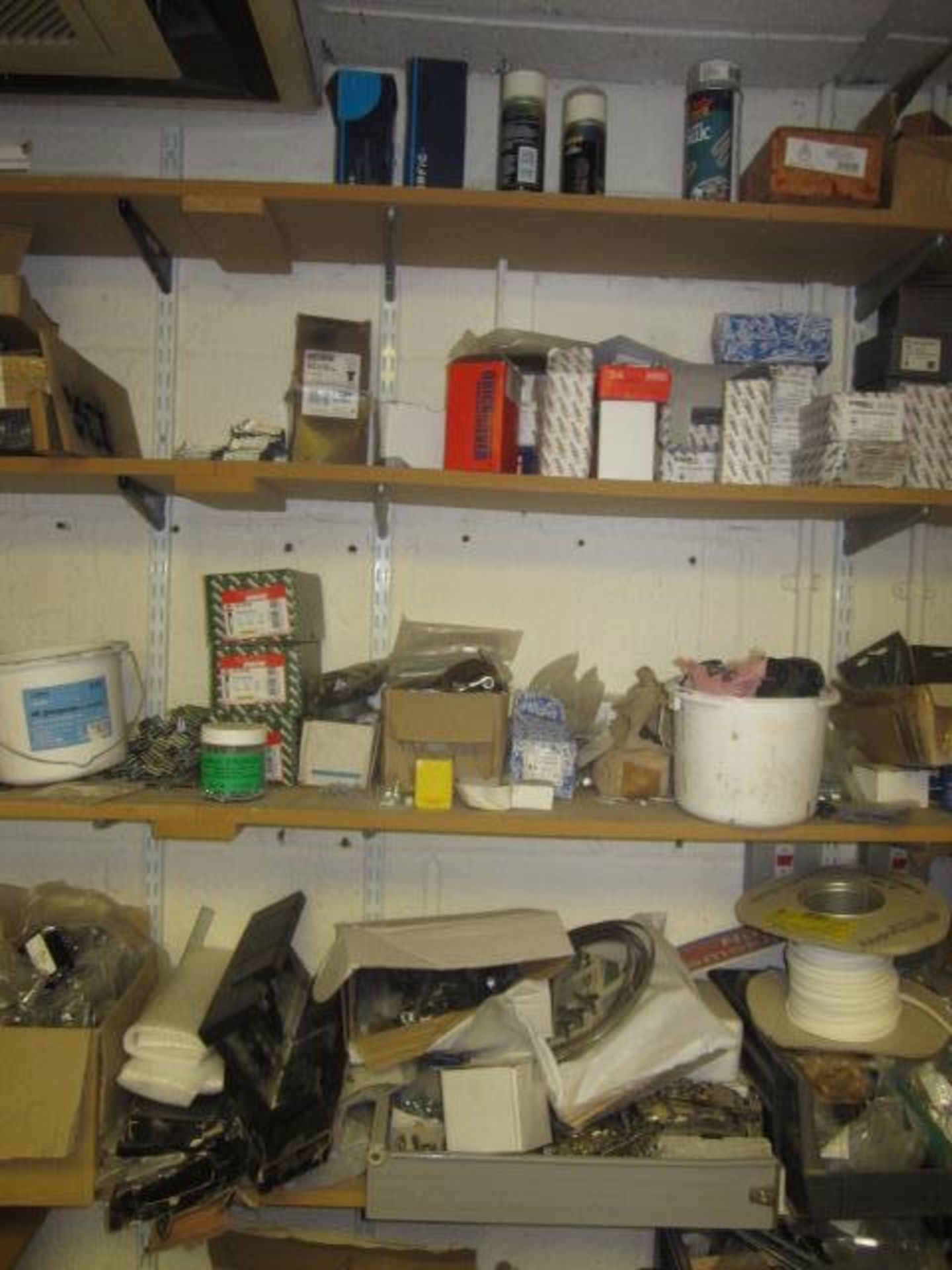 Quantity of assorted consumable stock including door fittings and fixtures, screws, through bolts, - Image 5 of 10