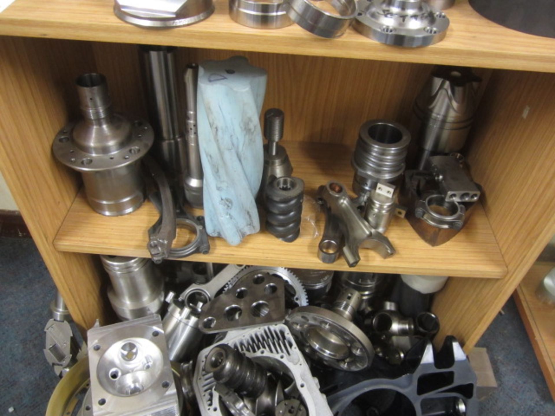 Quantity of assorted machine parts/scrap (as lotted) - Image 3 of 5