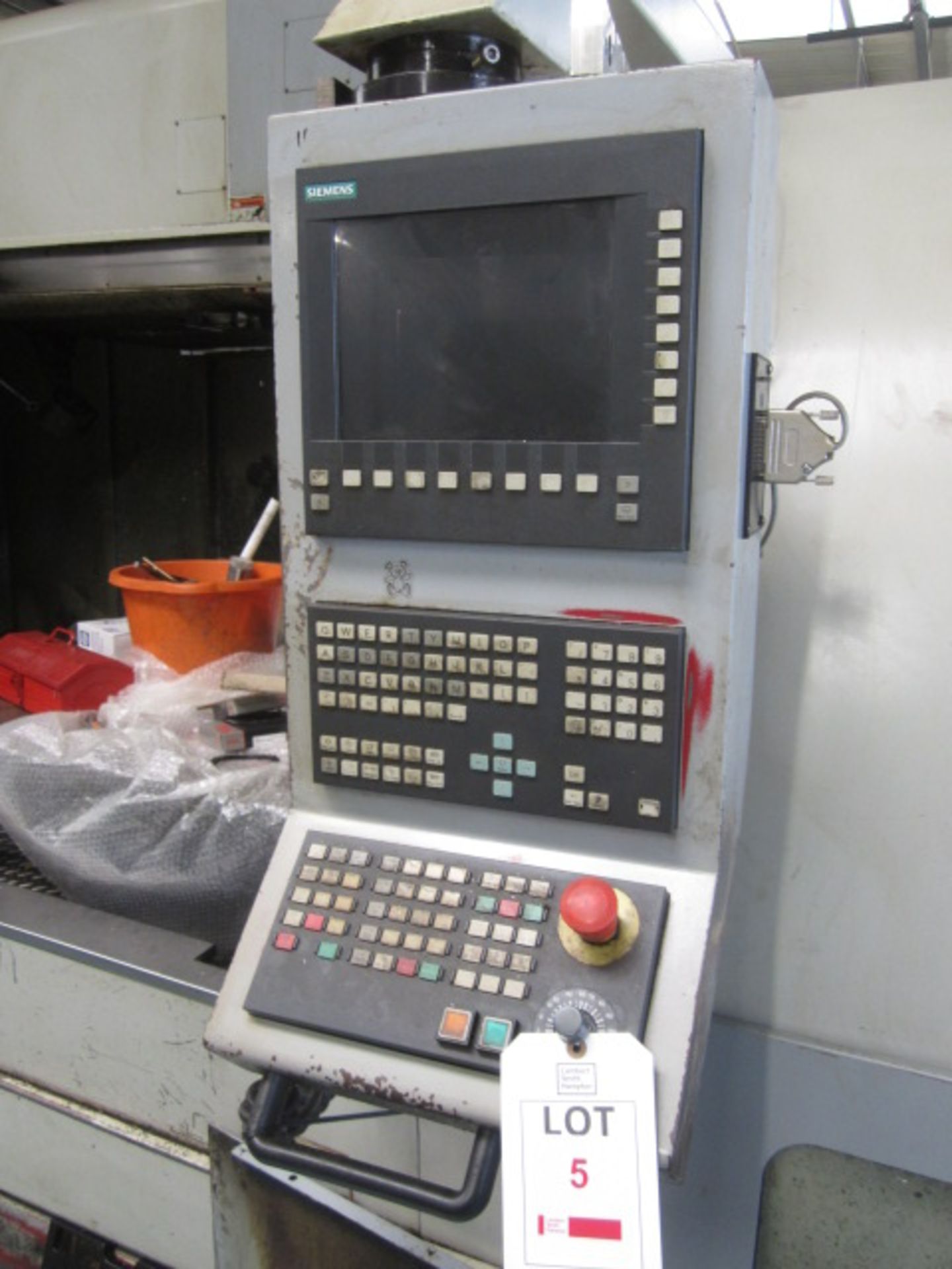 XYZ 1610 VMC CNC vertical machining centre, model VO-1600, serial no: V0207350 (2003), Siemens - Image 5 of 8