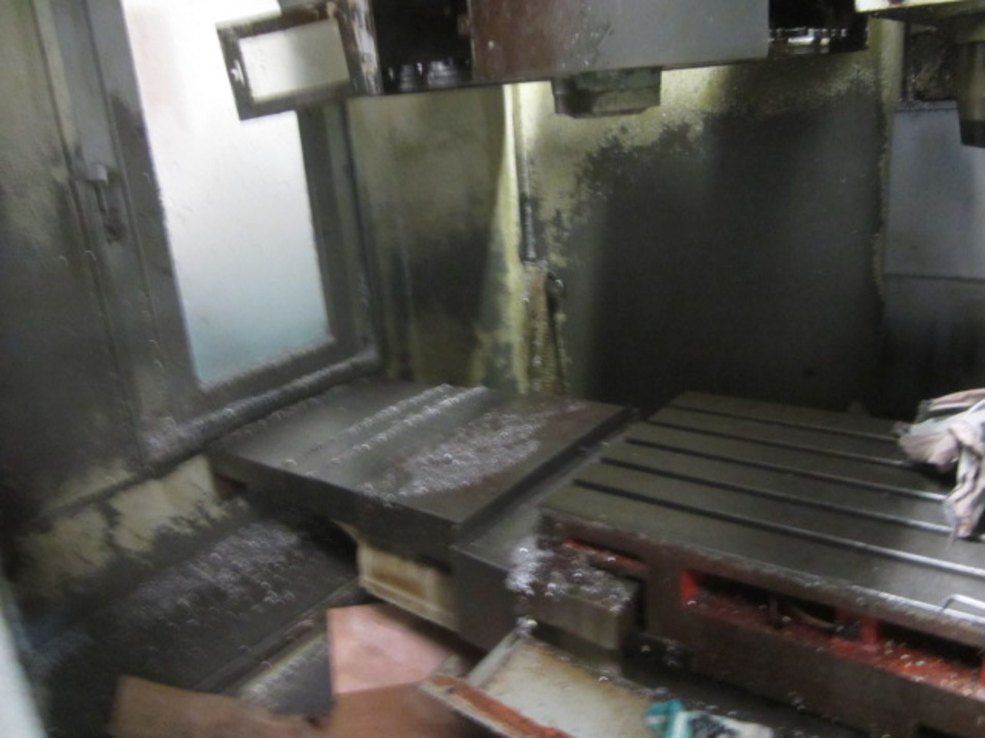 XYZ 1010 VMC CNC vertical machining centre, serial no: V0302116 (2003), no control, ATC swarf - Image 5 of 7