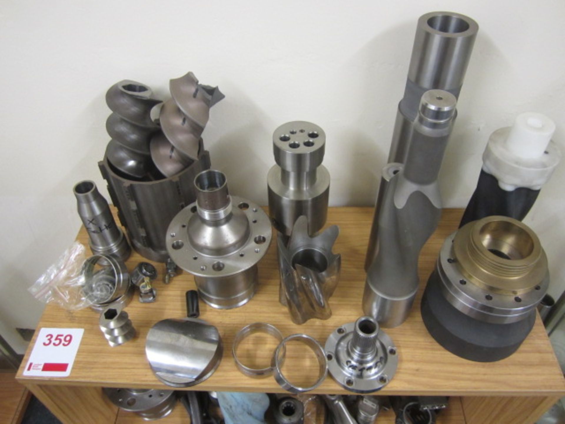 Quantity of assorted machine parts/scrap (as lotted) - Image 2 of 5