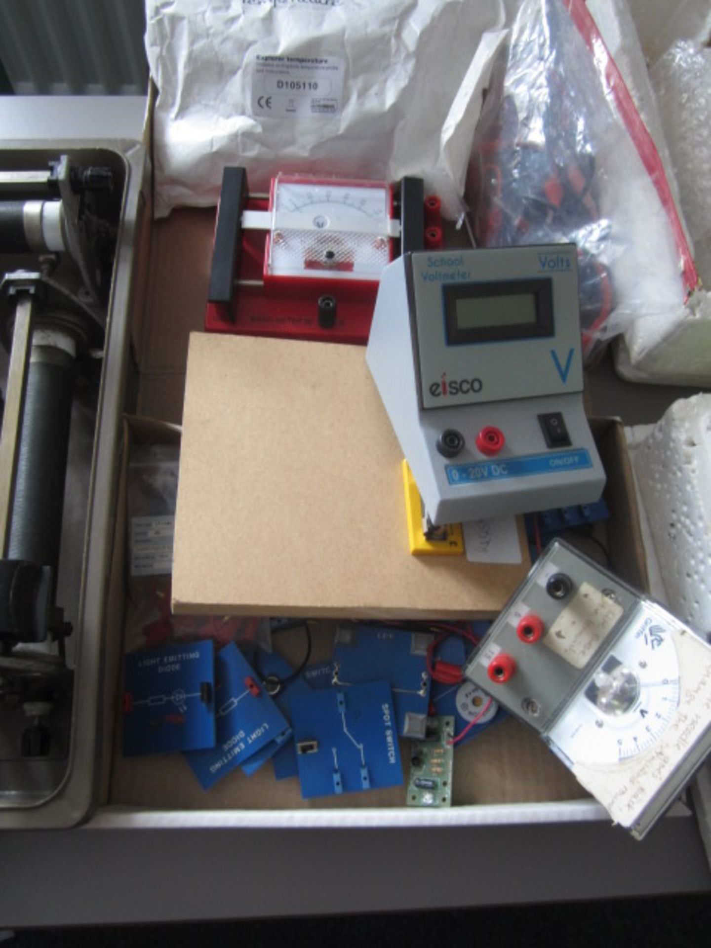 Assorted electrical test equipment including dynamos, SPDT switches, Unilab resistors, amp meter - Image 3 of 5