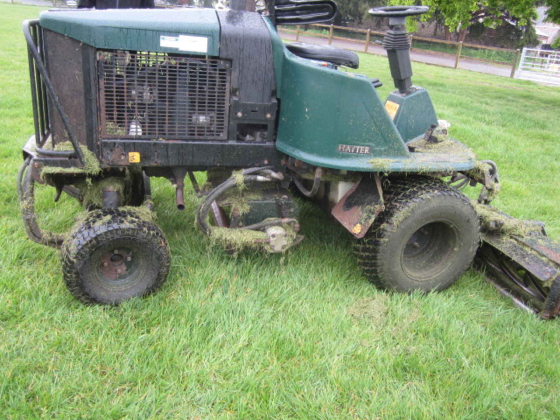 Hayter LT324 diesel ride on mower (2004). Located at main schoolPlease note: This lot, for VAT - Image 6 of 6