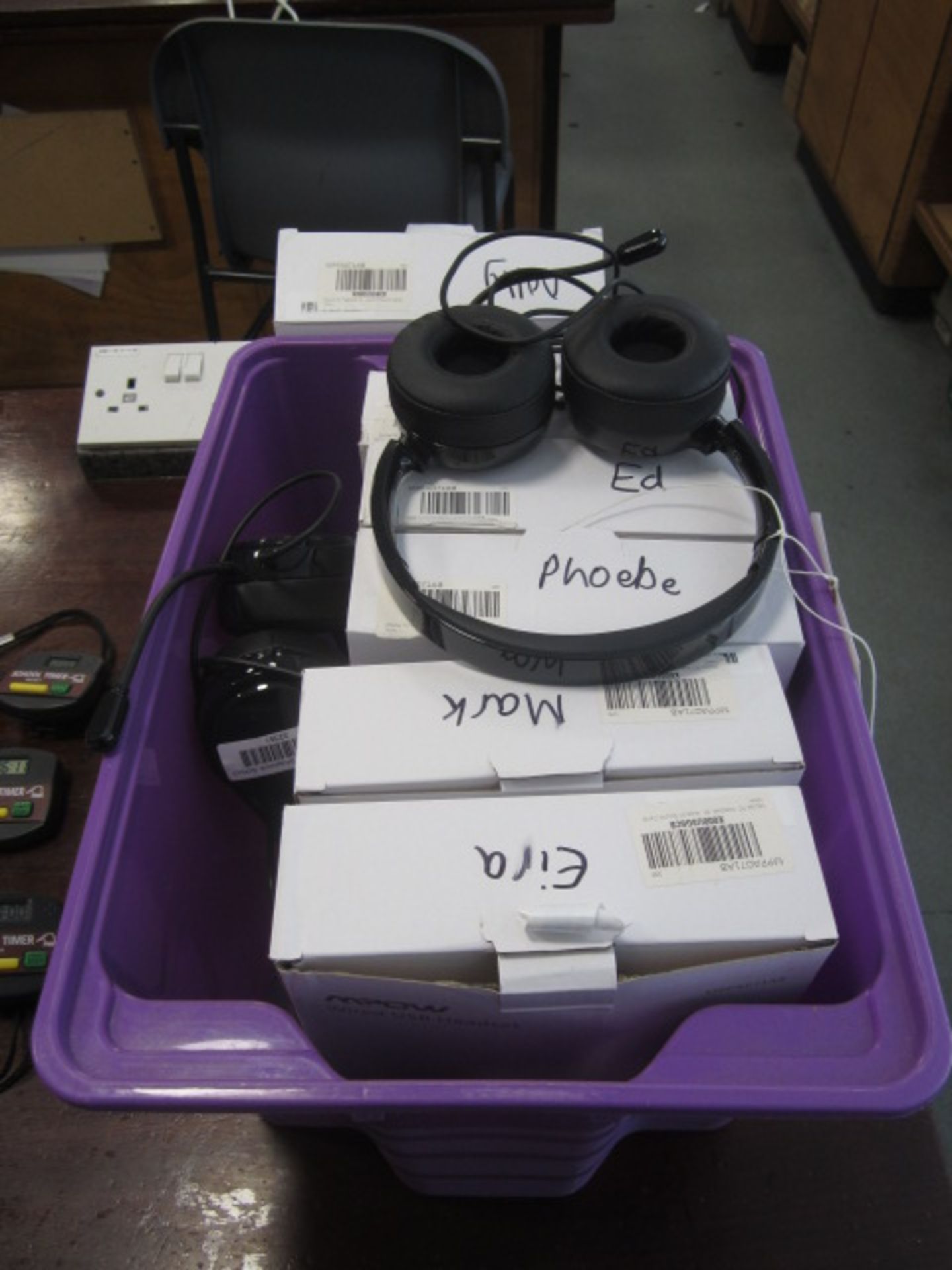 7 x mpow wired USB headsets. Located at main schoolPlease note: This lot, for VAT purposes, is