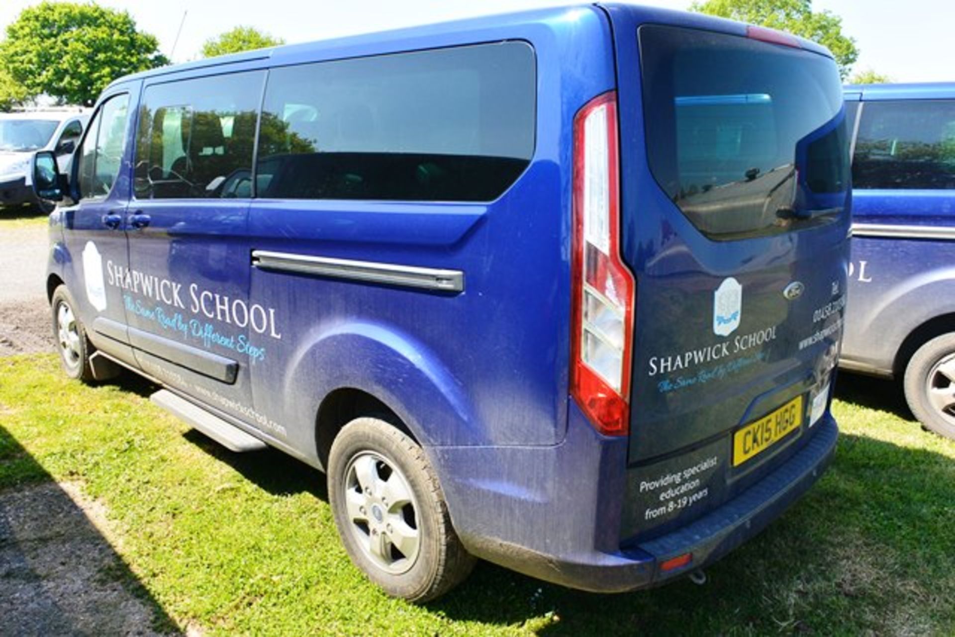 Ford Tourneo Custom 300 Ltd E-Tech minibus, 125bhp, 2.2D, Registration: CK15 HGG, Recorded mileage: - Image 4 of 10