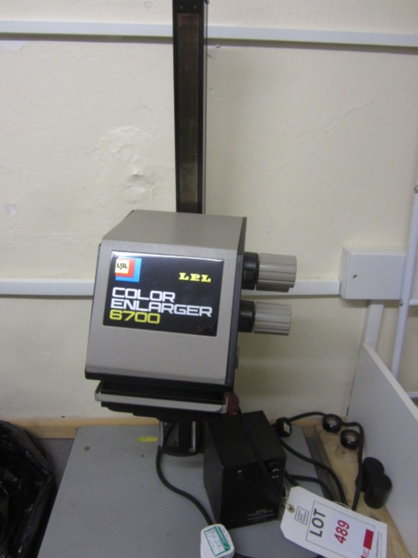 LPL Color enlarger 6700 with Color head transformer. Located at Church FarmPlease note: This lot,