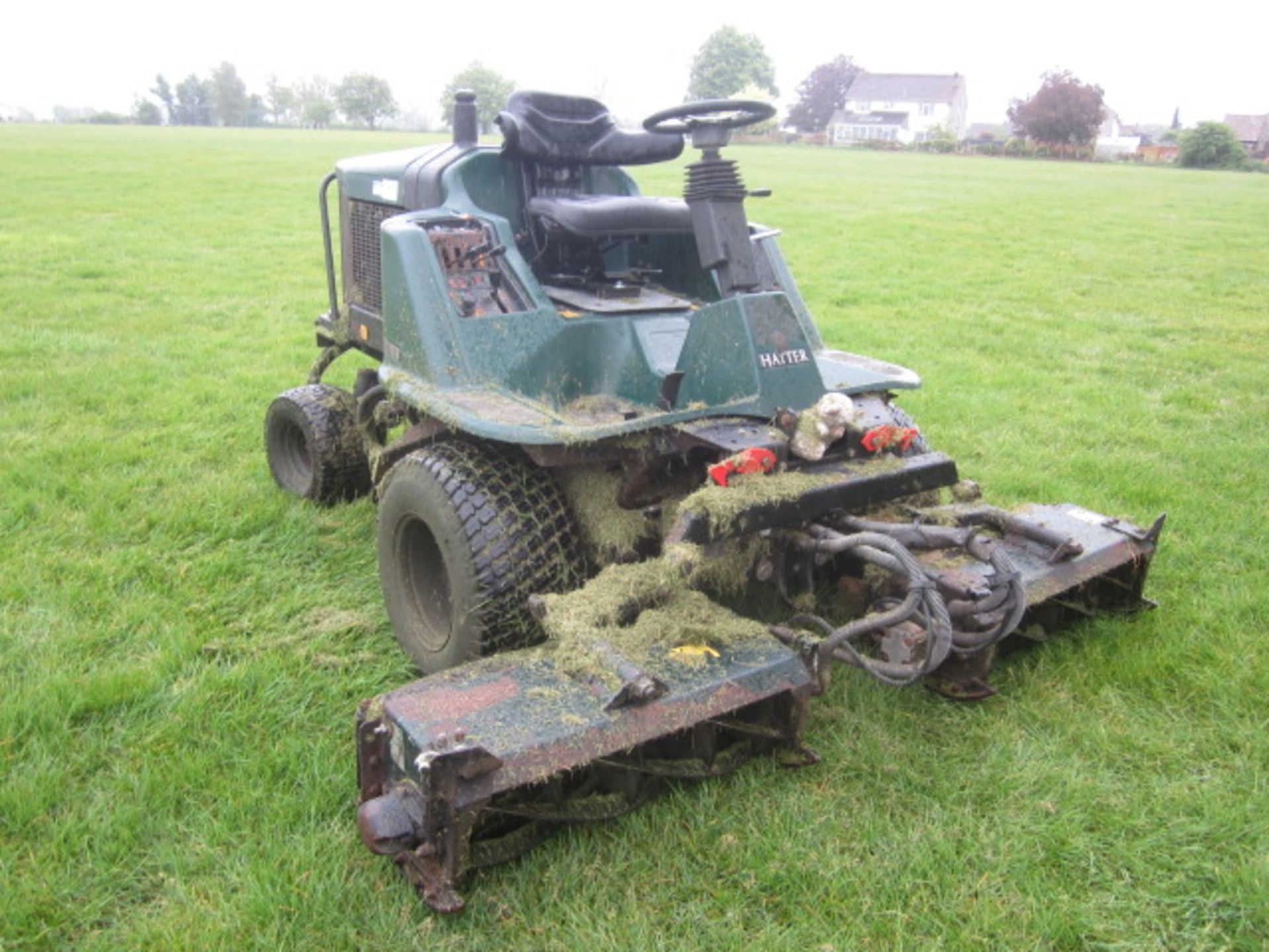 Hayter LT324 diesel ride on mower (2004). Located at main schoolPlease note: This lot, for VAT - Image 2 of 6