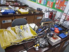 Quantity of assorted laboratory equipment including bunsen burners, tripods, gauzes, test tube