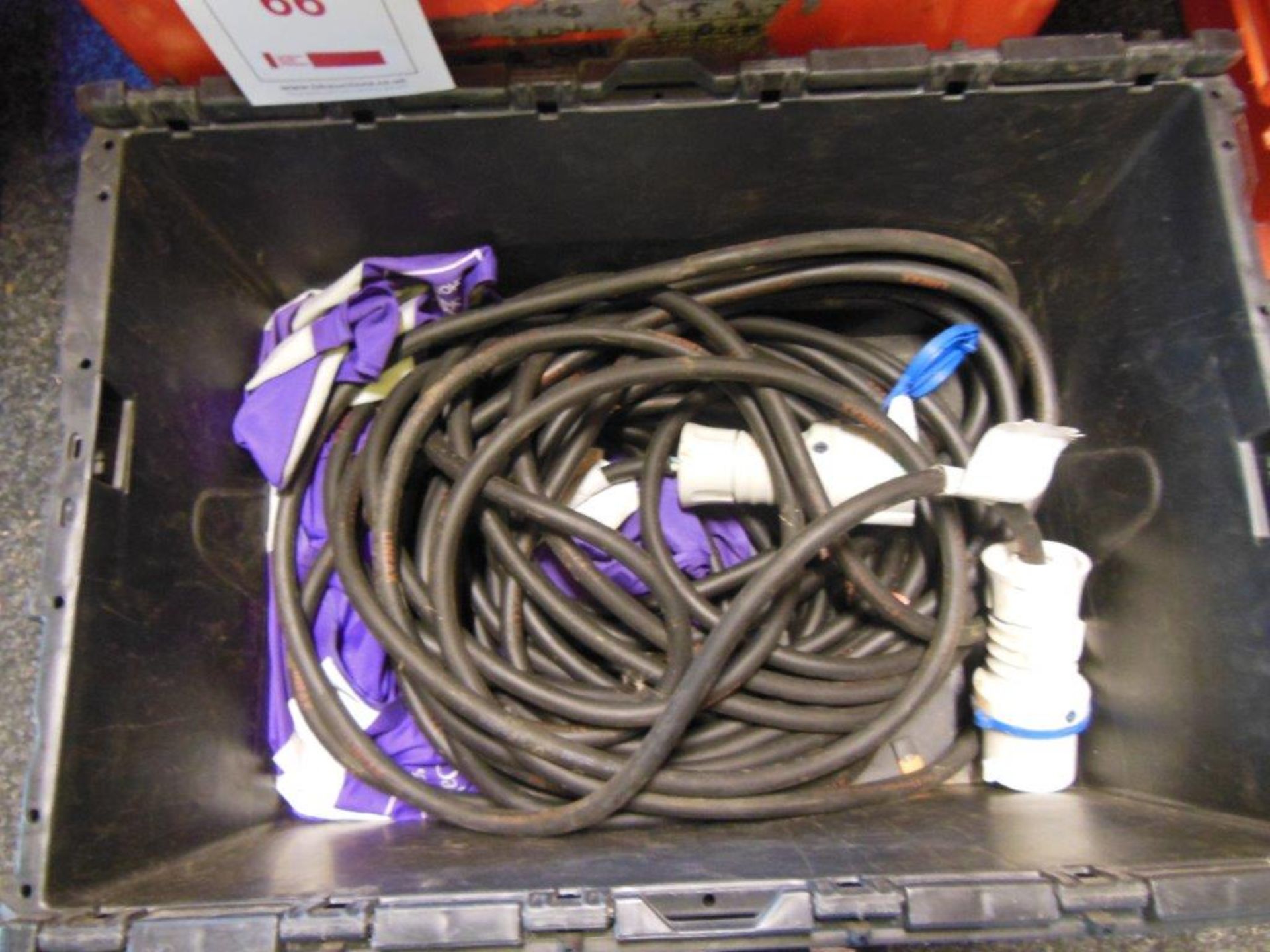 Large quantity of electrical cables and connectors - Image 3 of 5