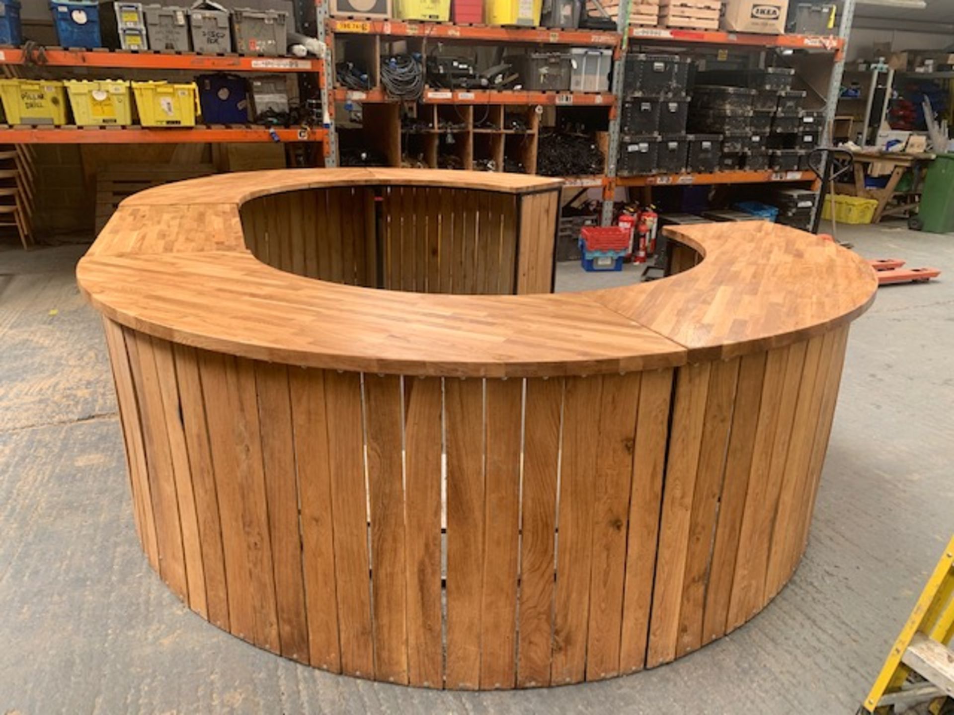 Circular or Oblong 5 section oak top events bar circular Size L 3100mm W 3100mm H 1050mm Oblong Size - Image 2 of 7