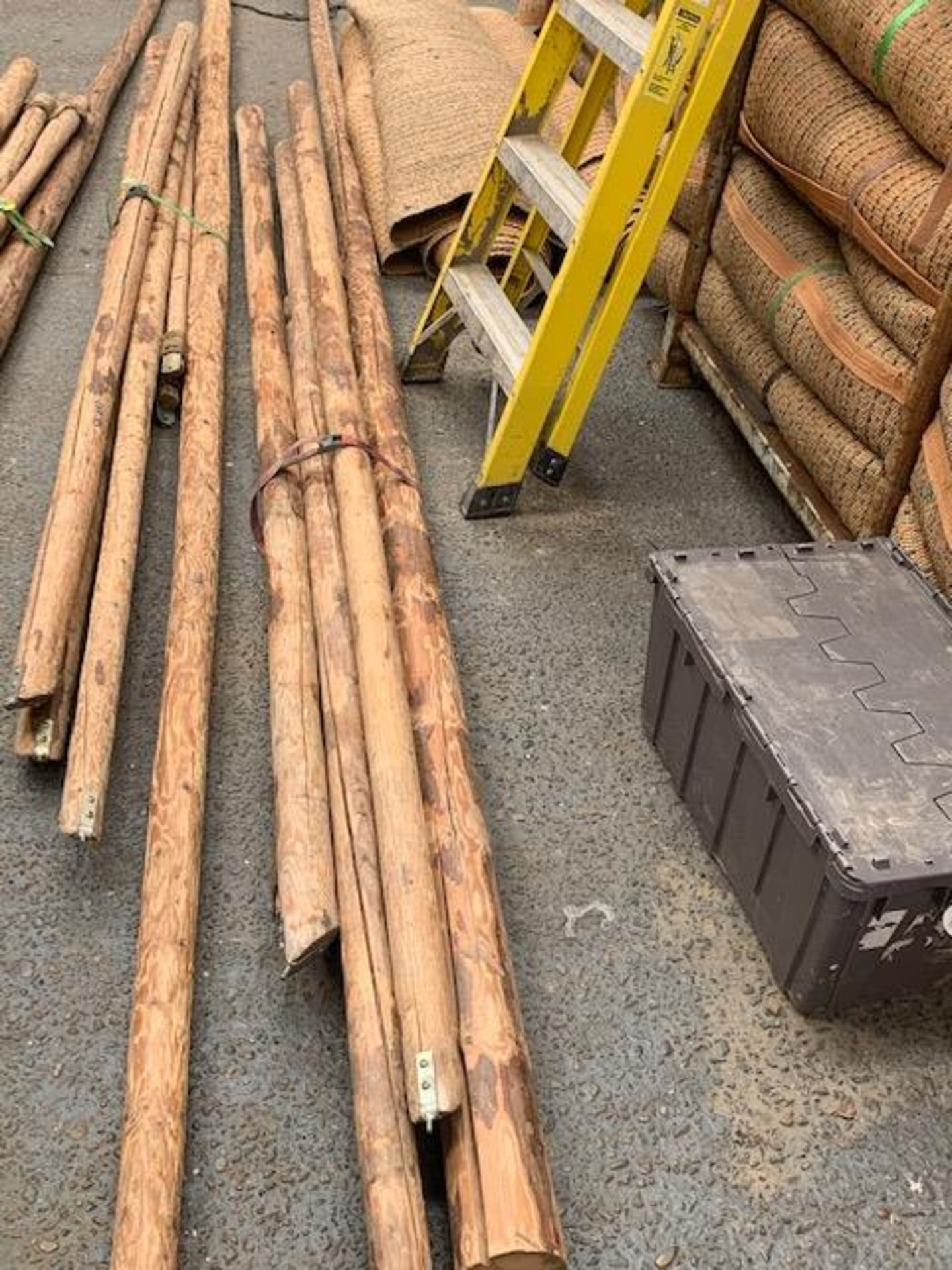 Joinery posts for Tentipi Stratus 72 Triangle Formation with 3 lifters