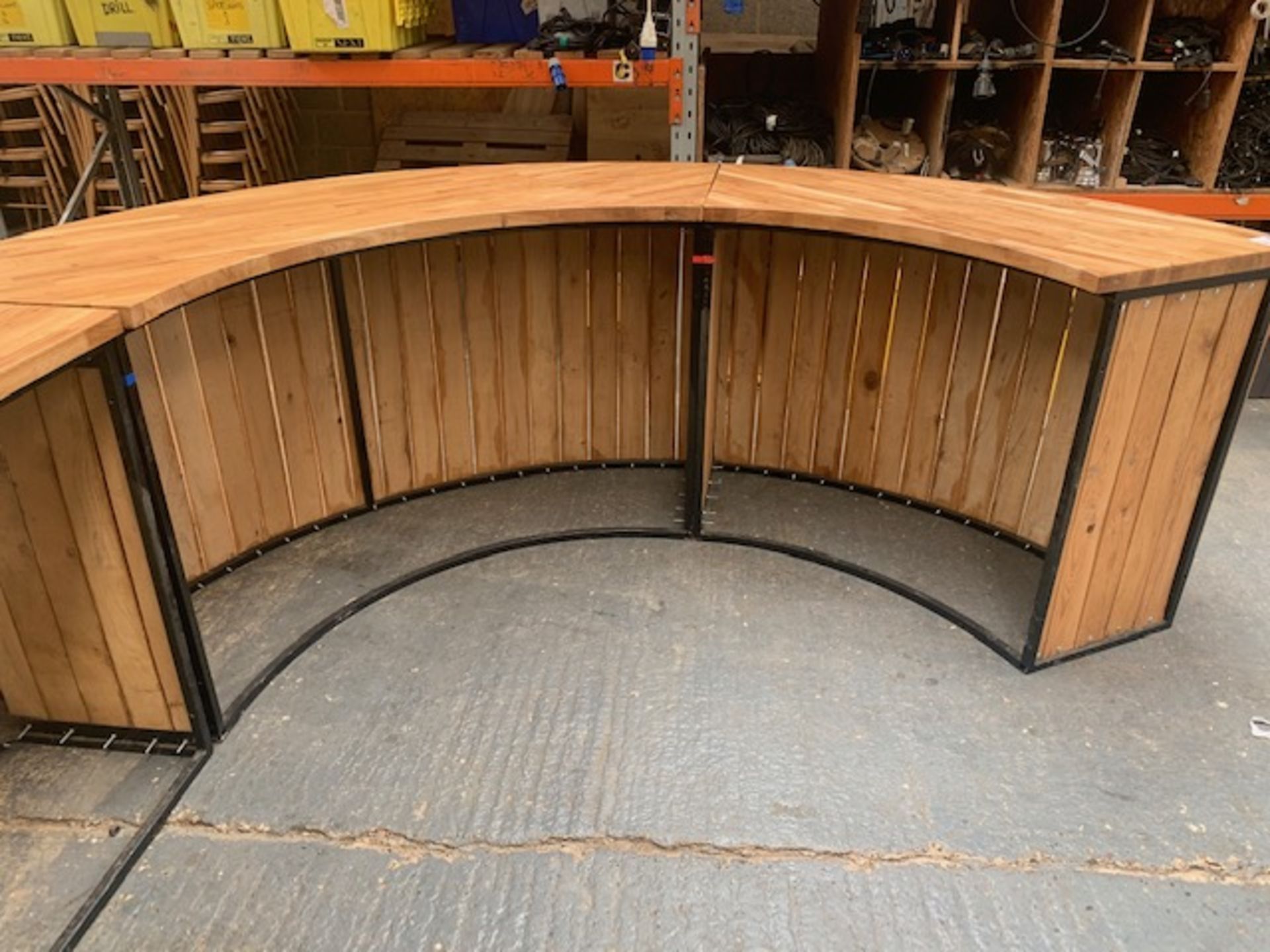 Circular or Oblong 5 section oak top events bar circular Size L 3100mm W 3100mm H 1050mm Oblong Size - Image 5 of 7