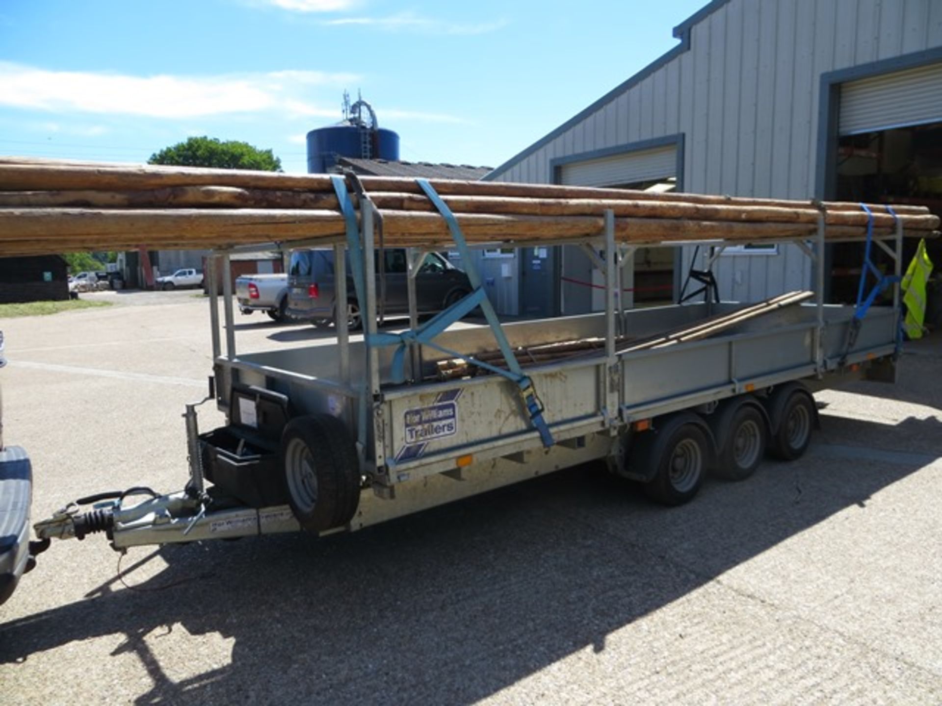 Ifor Williams KFG35Z chassis with universal trailers LM186G low loading triple axle trailer, 3500kg, - Image 2 of 10