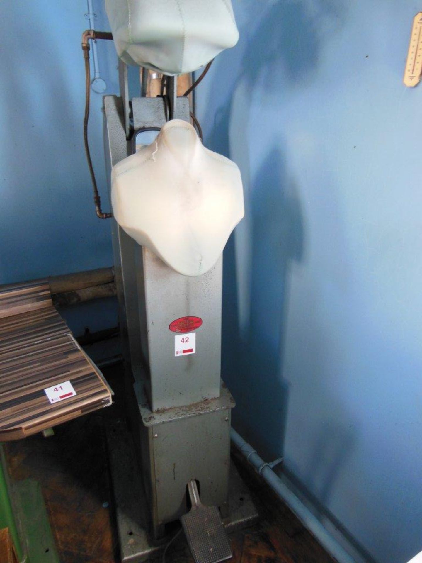 Ibis collar master steam press