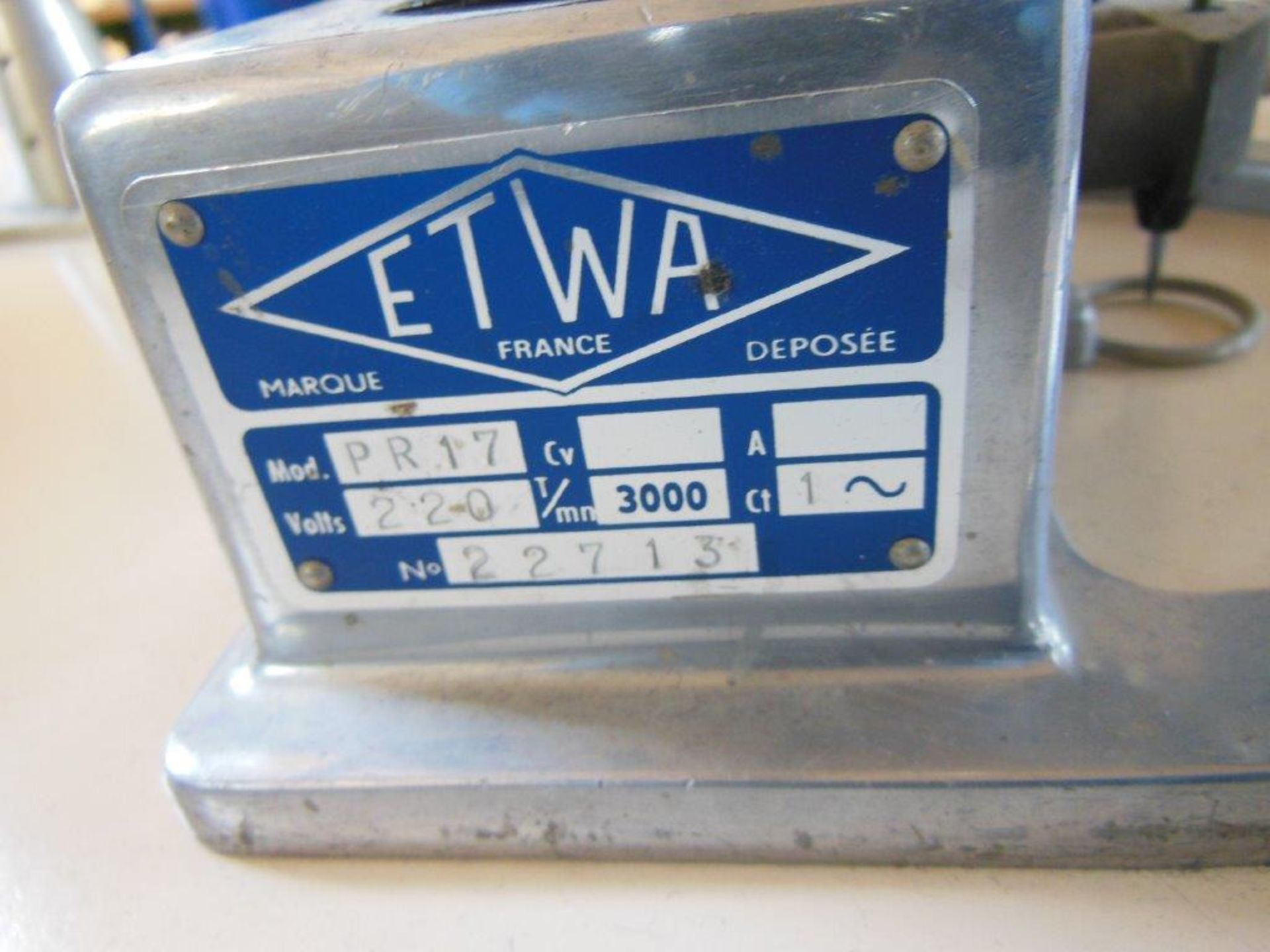 ETWA PR17 heated hole marker, s/n 22713, single phase. NB: this item has no CE marking. The Purchase - Image 2 of 2