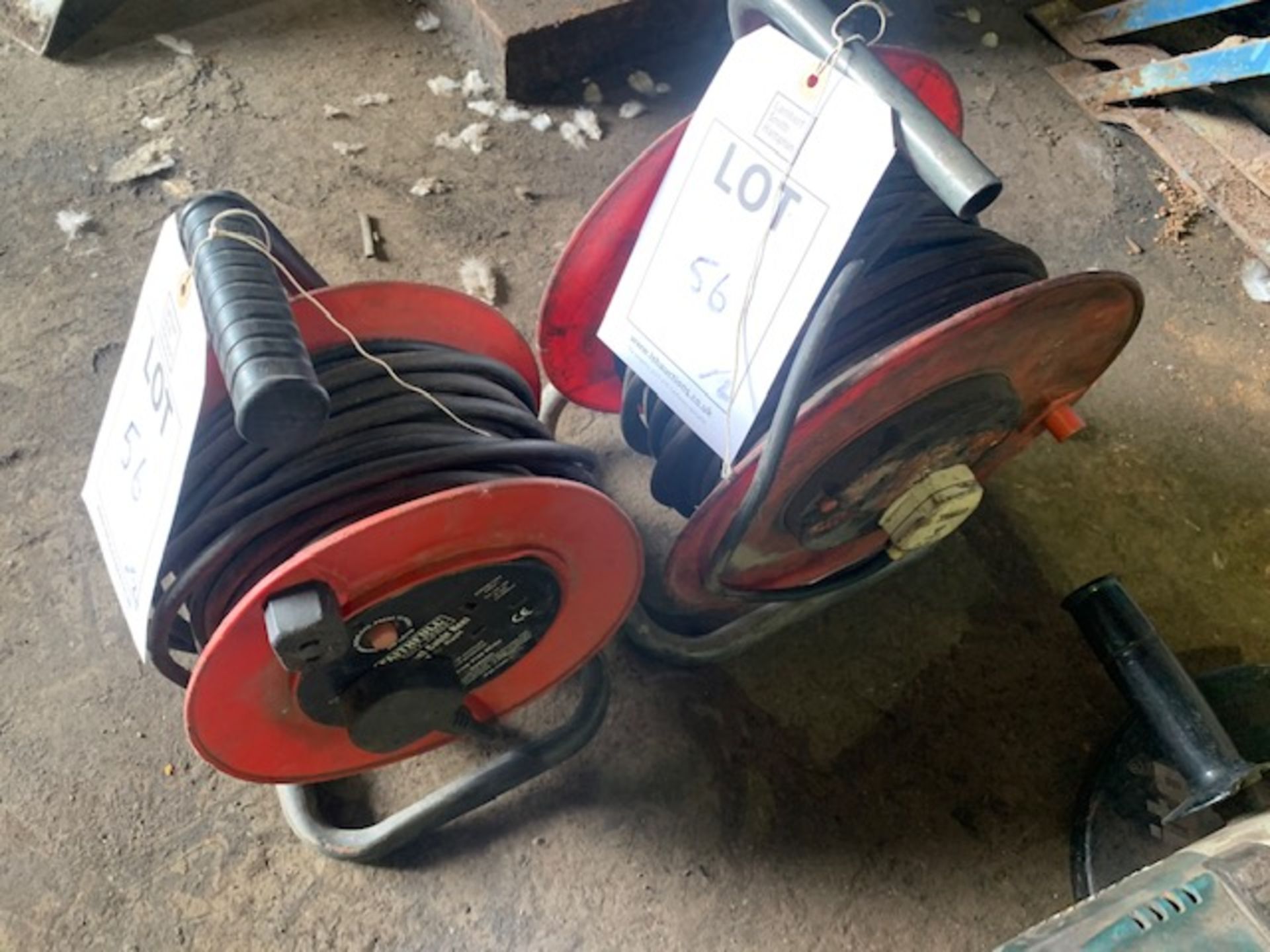 Two 240v extension reels - Image 2 of 2