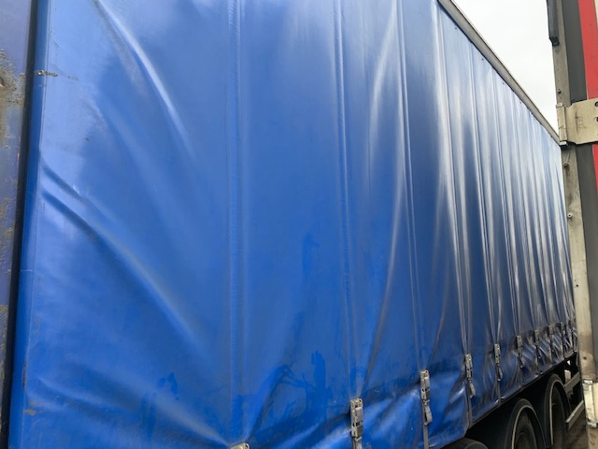 Grays & Adams 14m curtain side triple axle trailer complete with thermo king refrigeration unit - Image 5 of 10