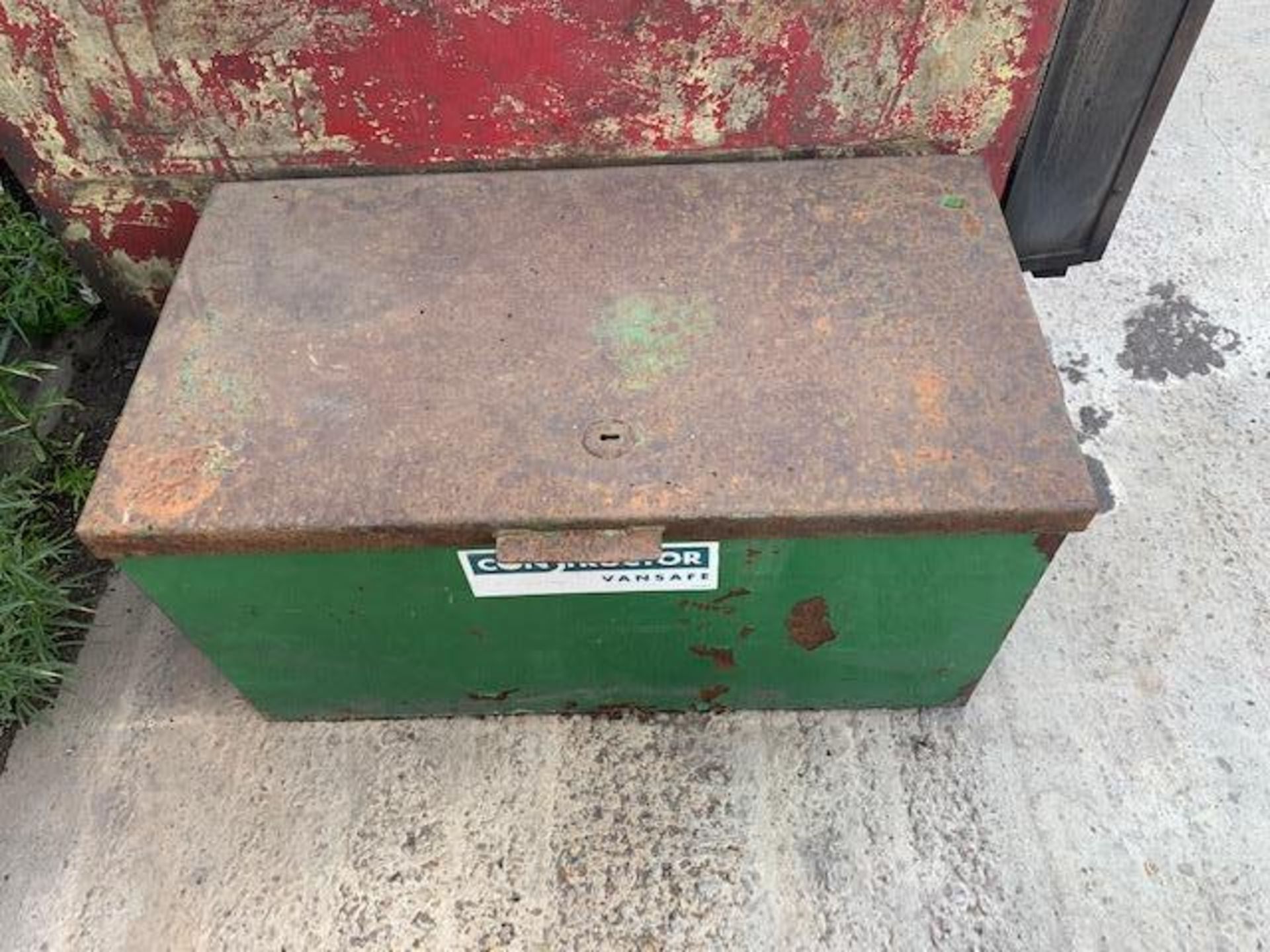 Constructor Vansafe tool chest (no key)