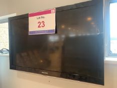 Samsung 40" wall mounted TV c/w bracket (no remote)