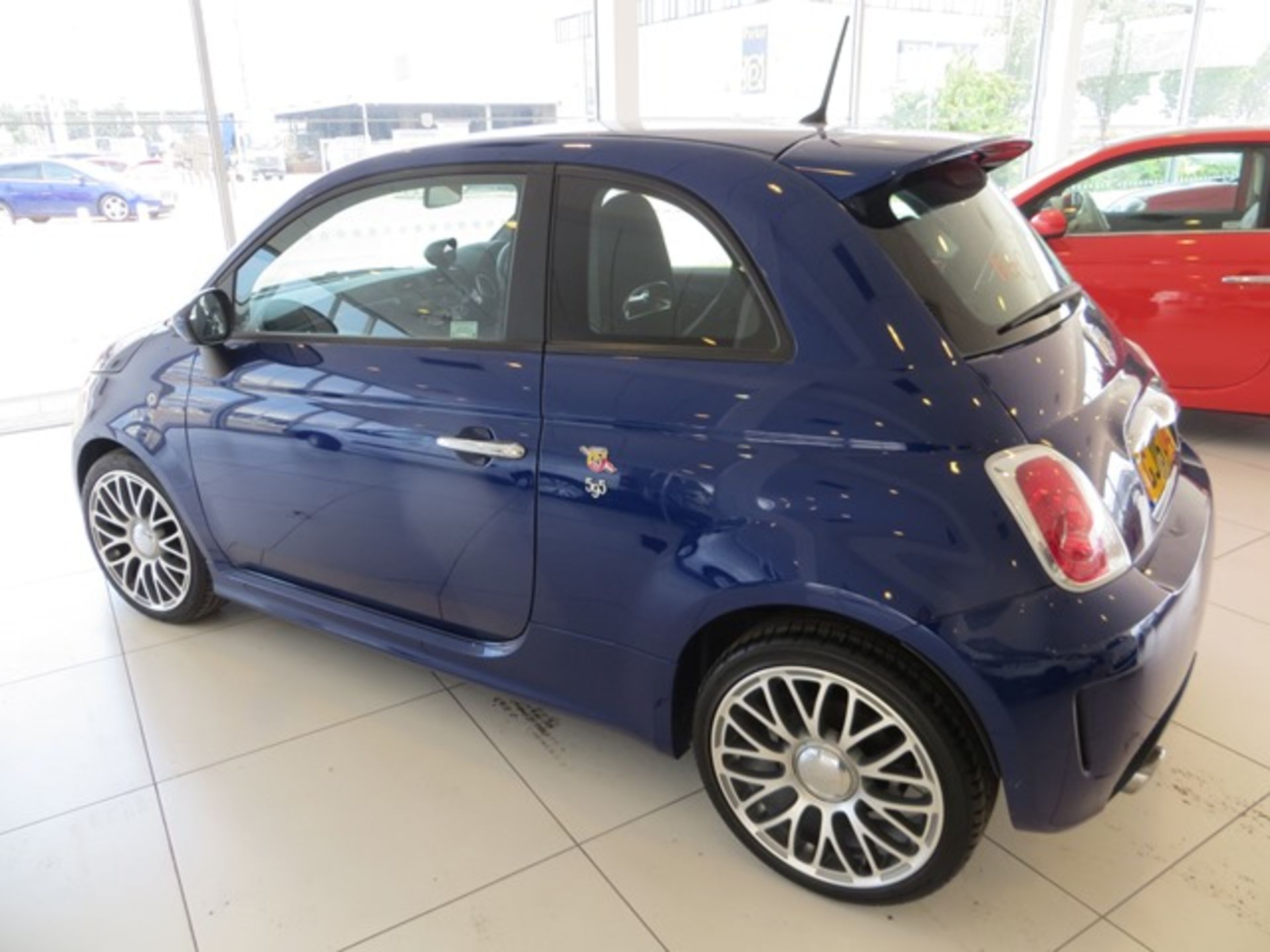 Fiat Abarth 595 1.4 T jet metallic blue Auto petrol 3 door hatchback, Alloy wheels,front fogs, air - Image 3 of 8