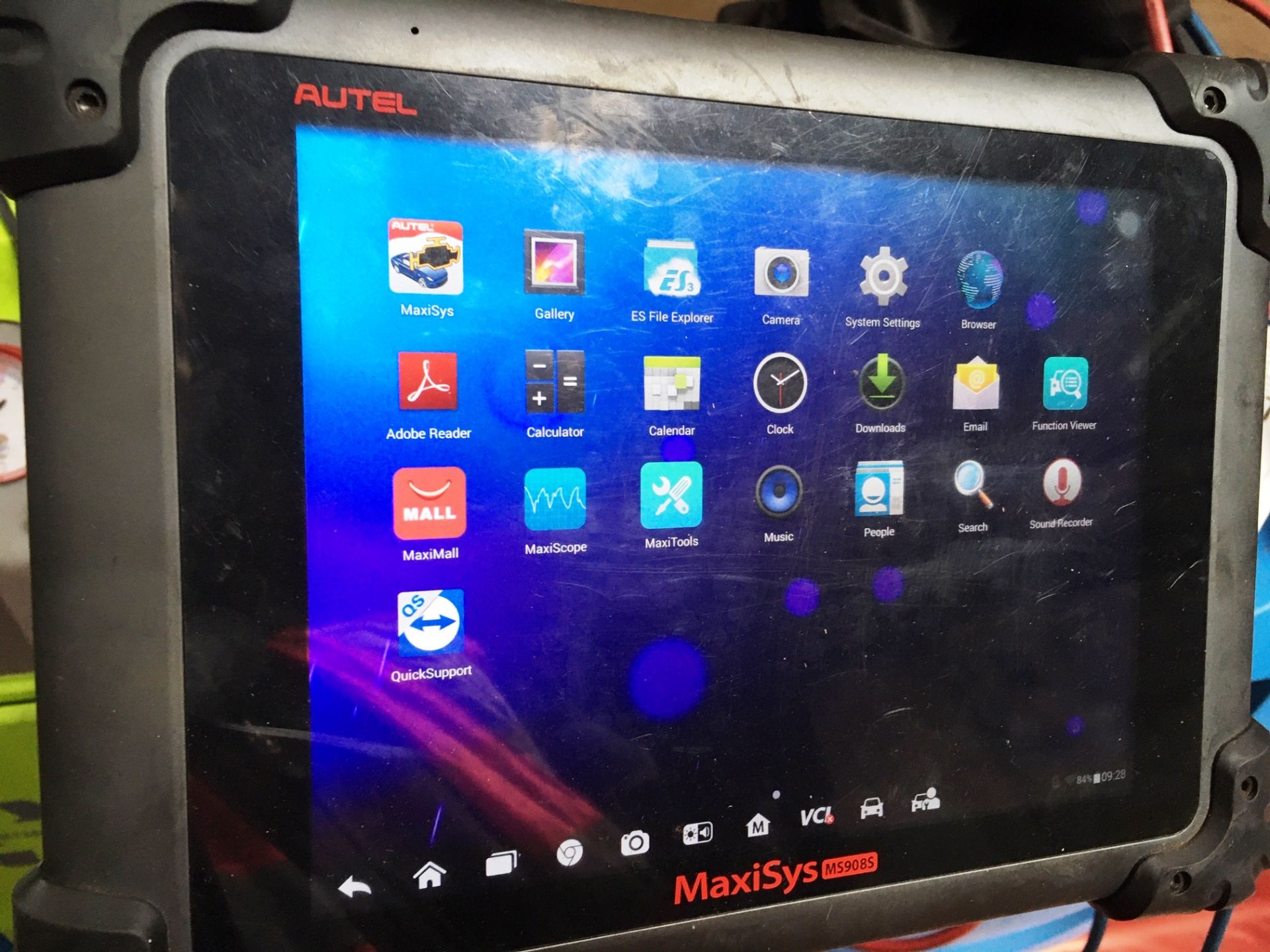 Autel Maxi Sys MS9085 Pro diagnostic touch screen tablet, associated connectors and carry case - Image 5 of 6