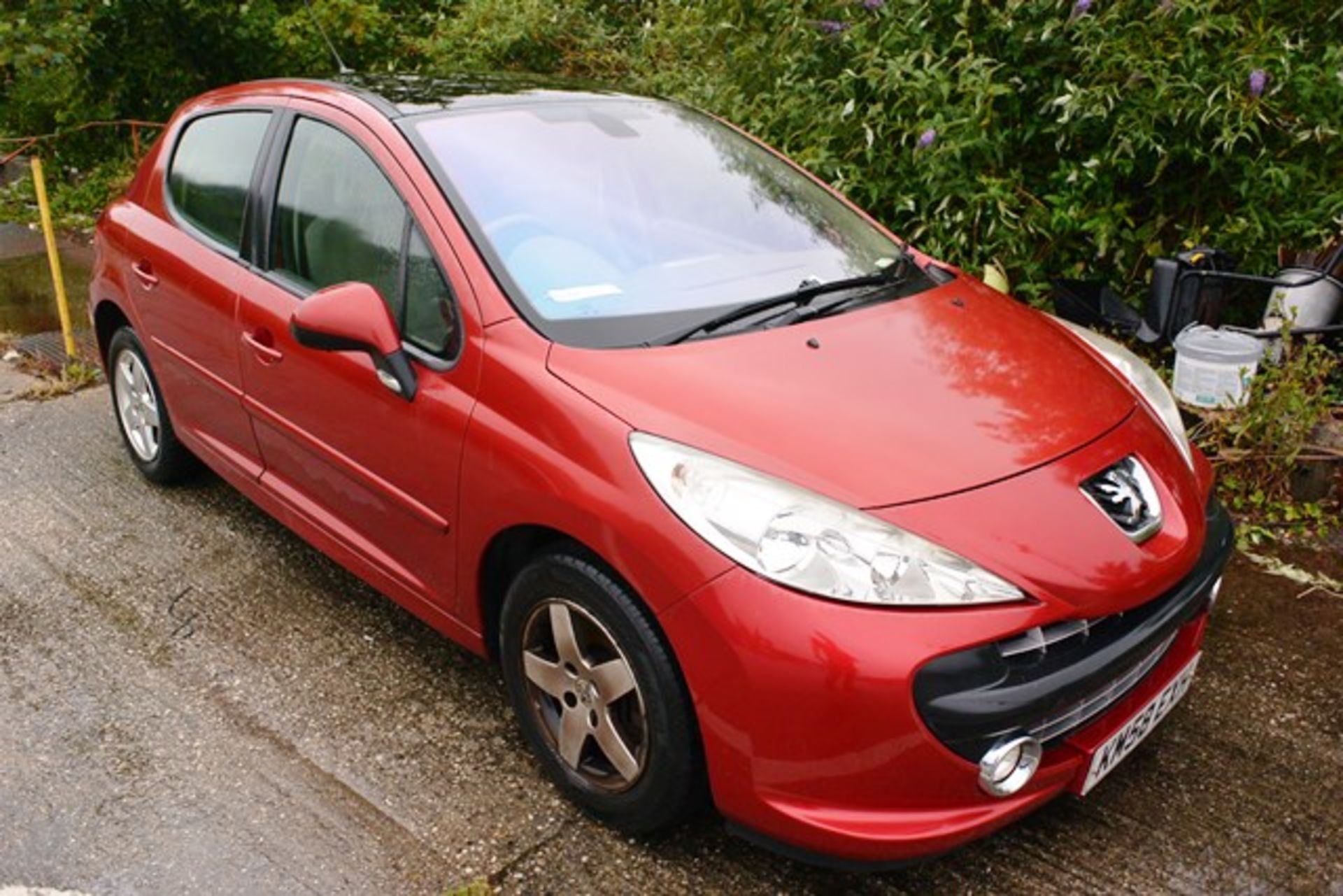 Peugeot 207, reg no: KM58 EXH, mileage: 78,957, MOT: t.b.c., panoramic roof (please note: spares