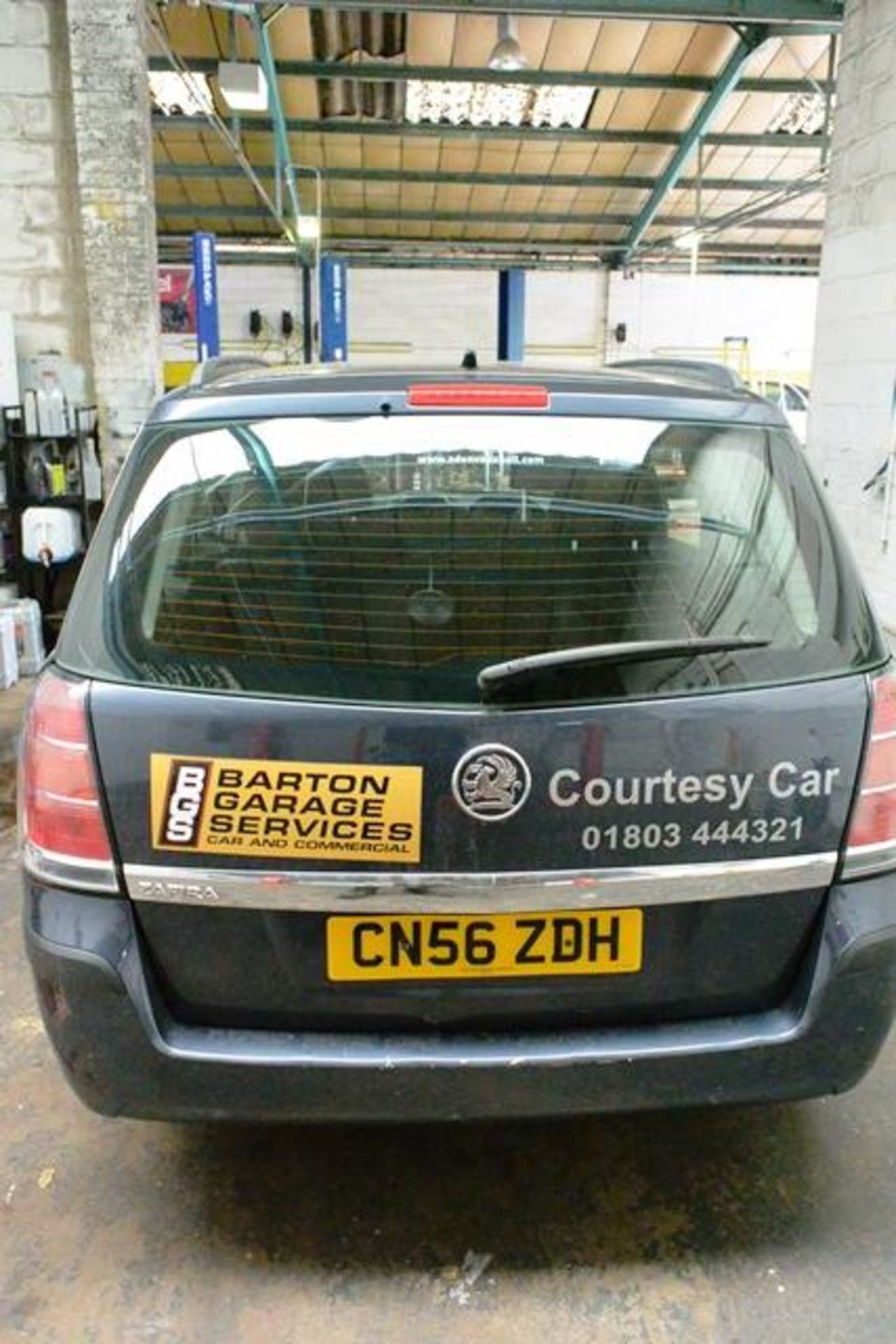 Vauxhall Zafira Life 5 door MPV, reg no: CN56 ZDH (2006), petrol, MOT: 29/10/2020 , recored mileage: - Image 5 of 8
