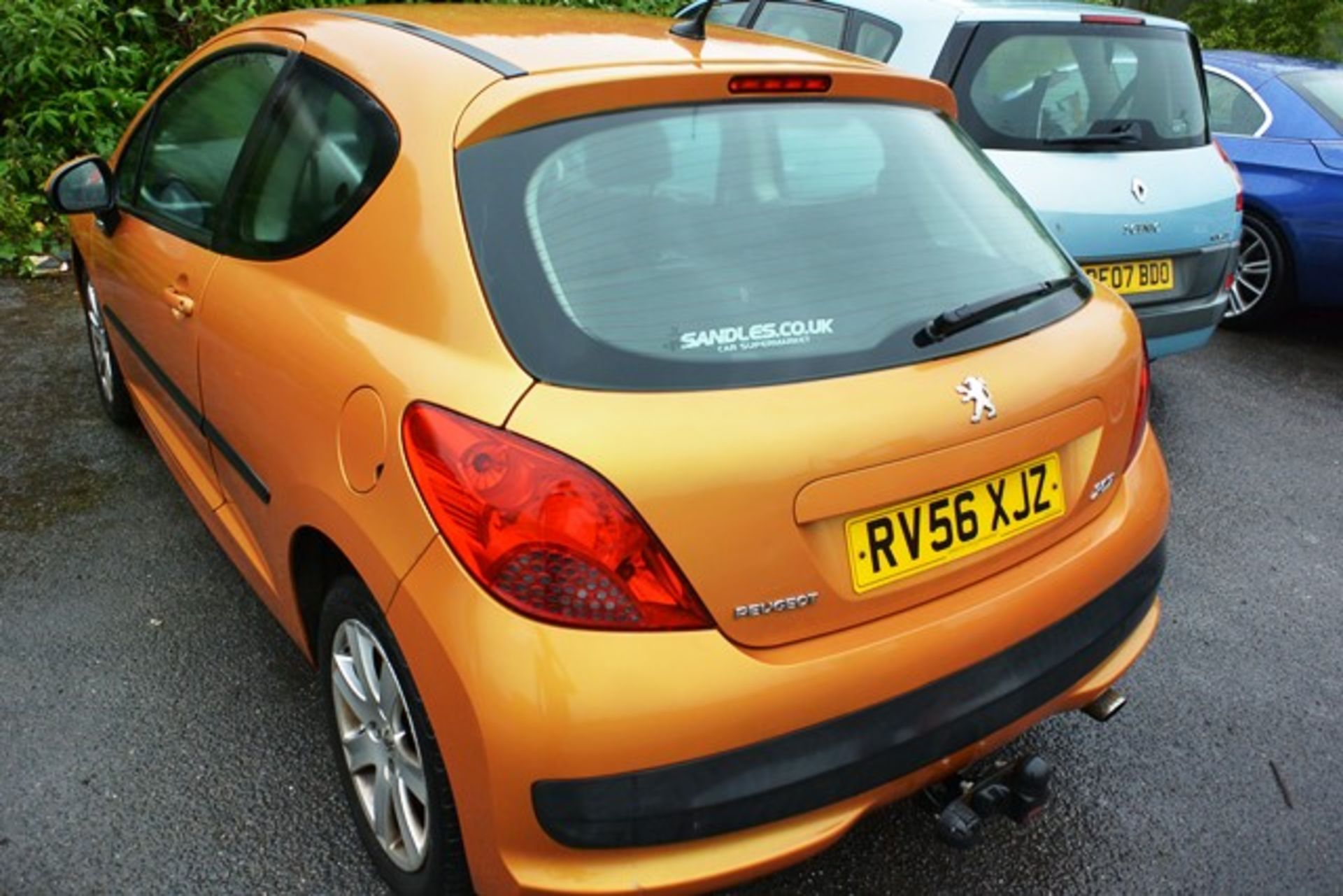 Peugeot 207 1.6 petrol 3 door hatchback, reg no: RV56 XJZ (2006), MOT: 10/09/2020, recorded mileage: - Image 3 of 5