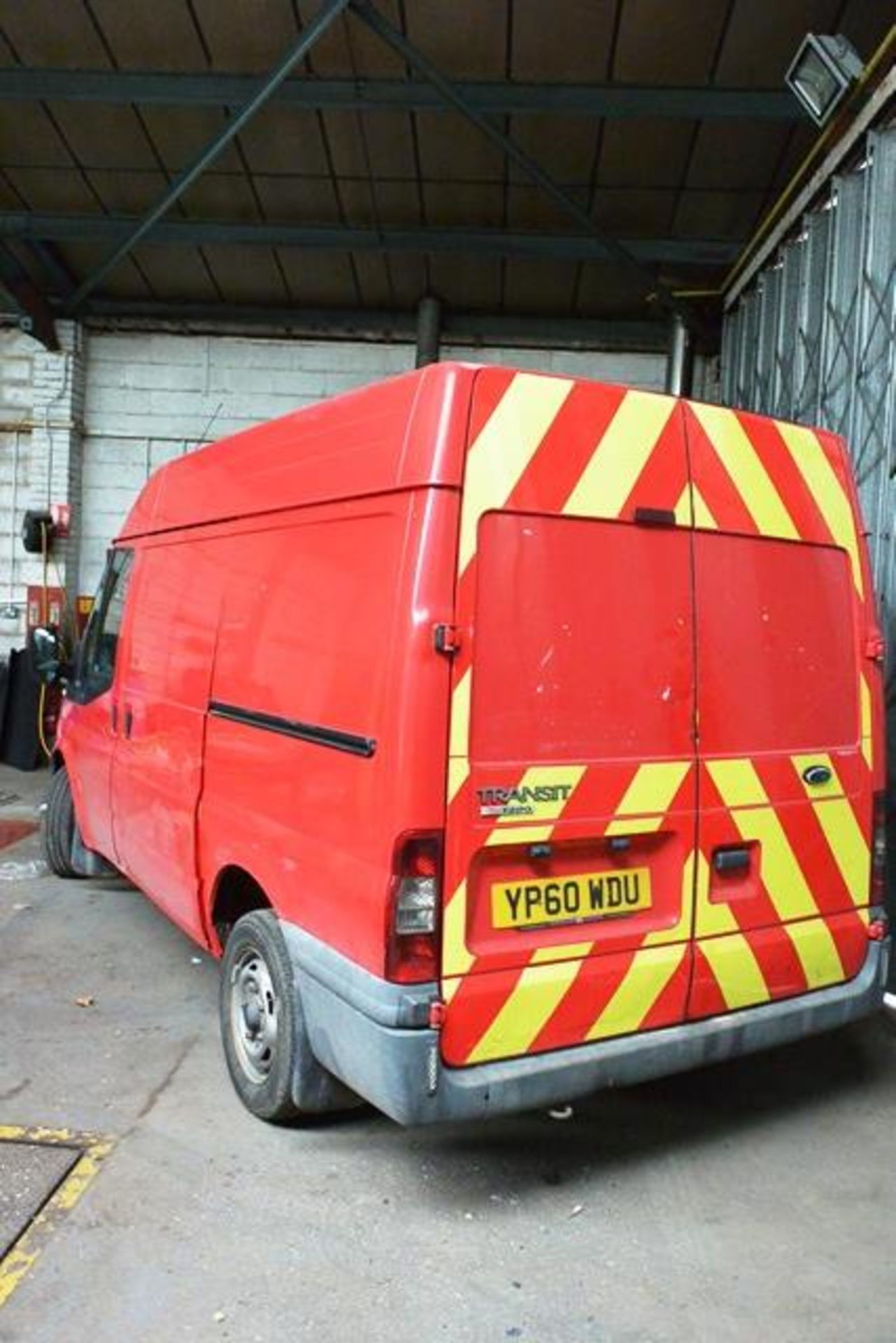 Ford Transit 85 T280 2.2 panel van, reg no: YP60 WDU (2010), MOT: 07/04/2020, recorded mileage: - Image 3 of 7