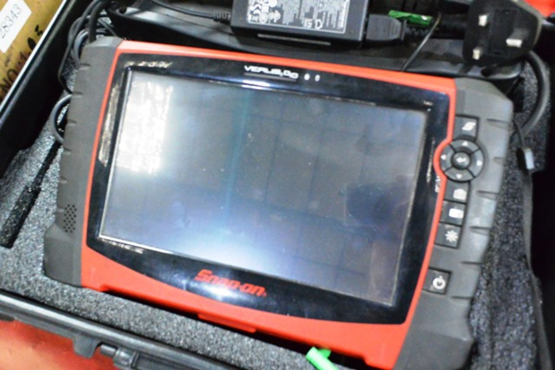 Snap On Verus Pro, model EEHD301-6 diagnostic touch screen tablet, with Snap EESM 300 scan module, - Image 2 of 4