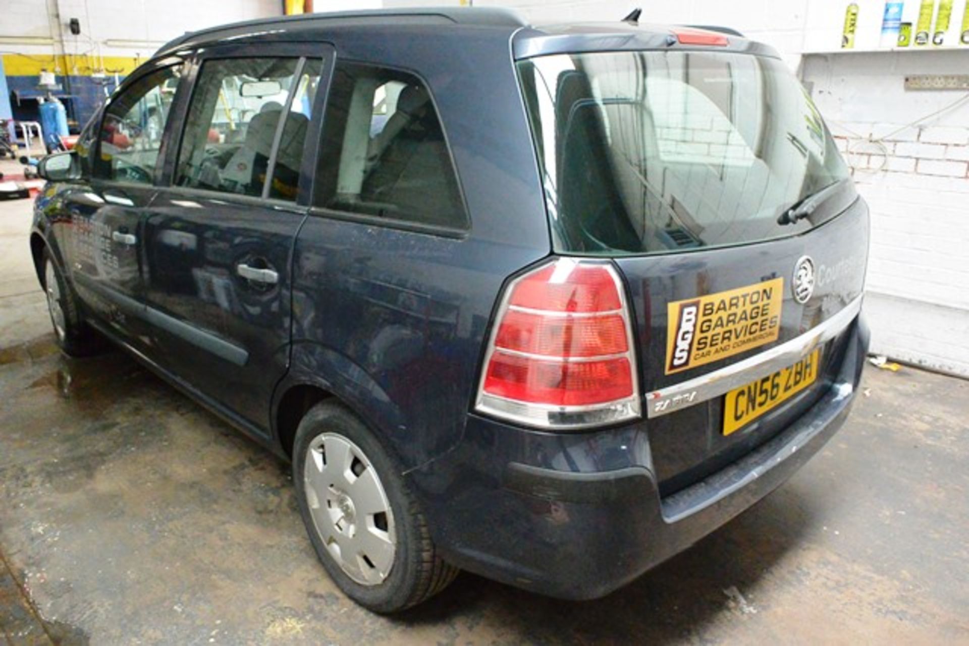 Vauxhall Zafira Life 5 door MPV, reg no: CN56 ZDH (2006), petrol, MOT: 29/10/2020 , recored mileage: - Image 4 of 8